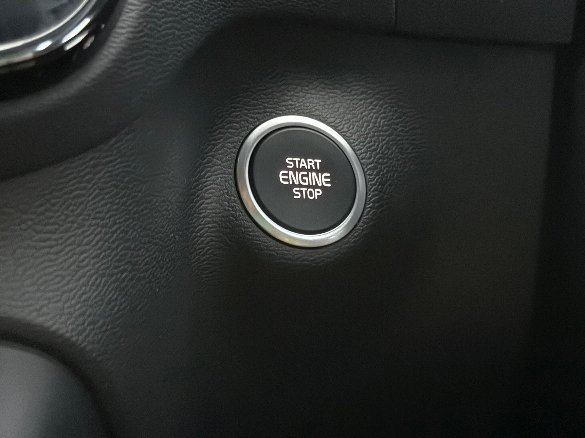 Volvo XC40 view 17