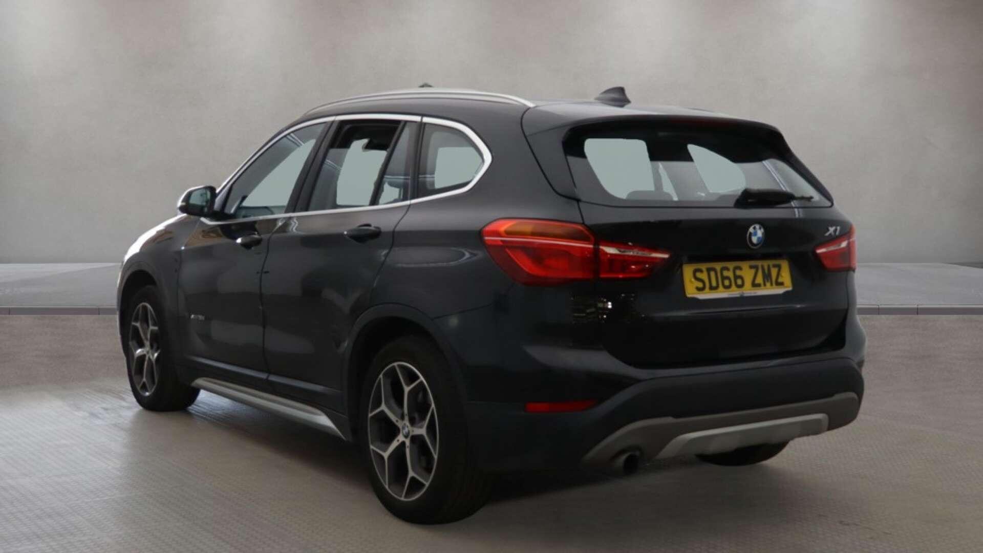 BMW X1 view 6