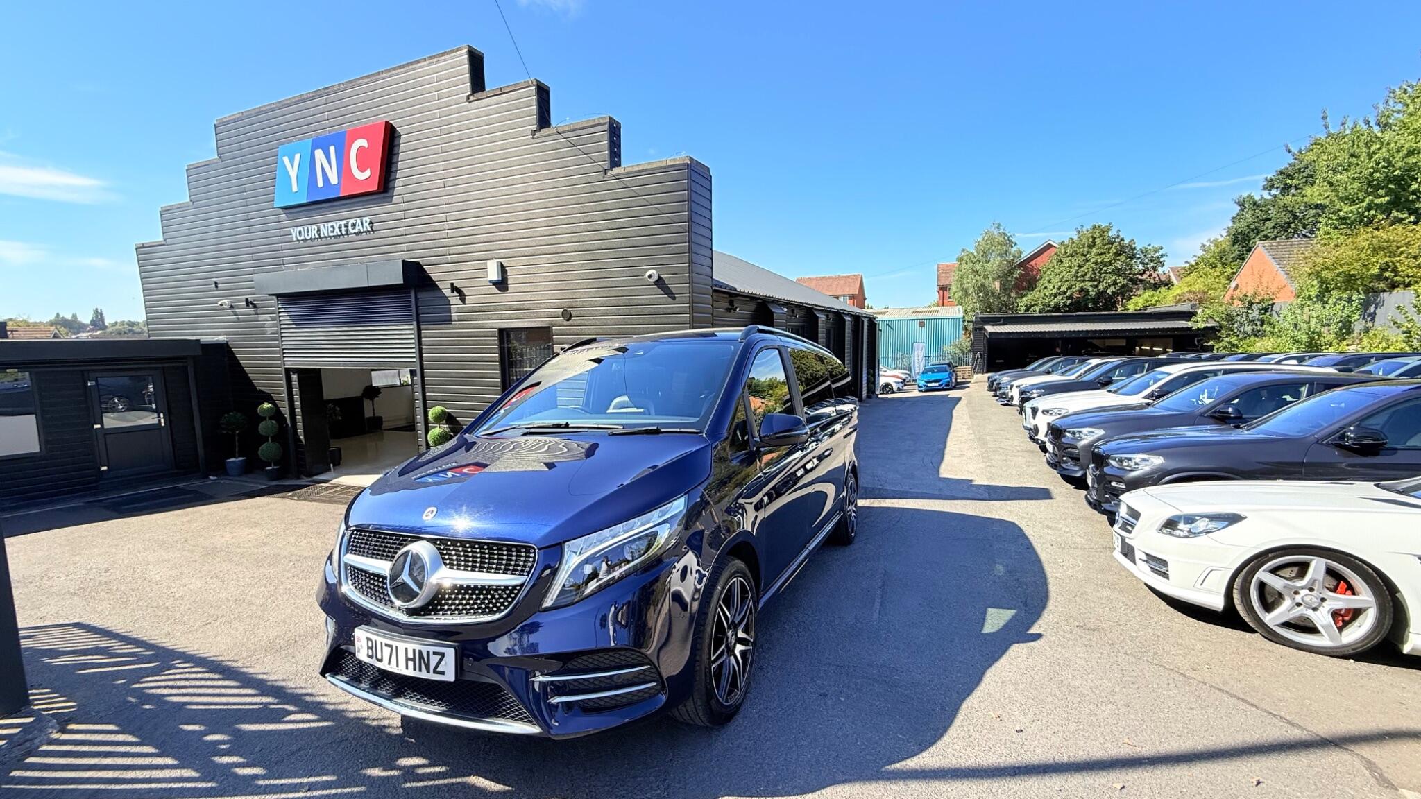 2022 Mercedes-Benz V-Class in Blue for sale