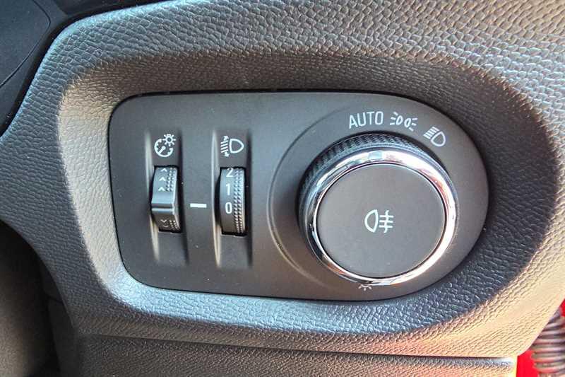 Vauxhall Corsa view 30