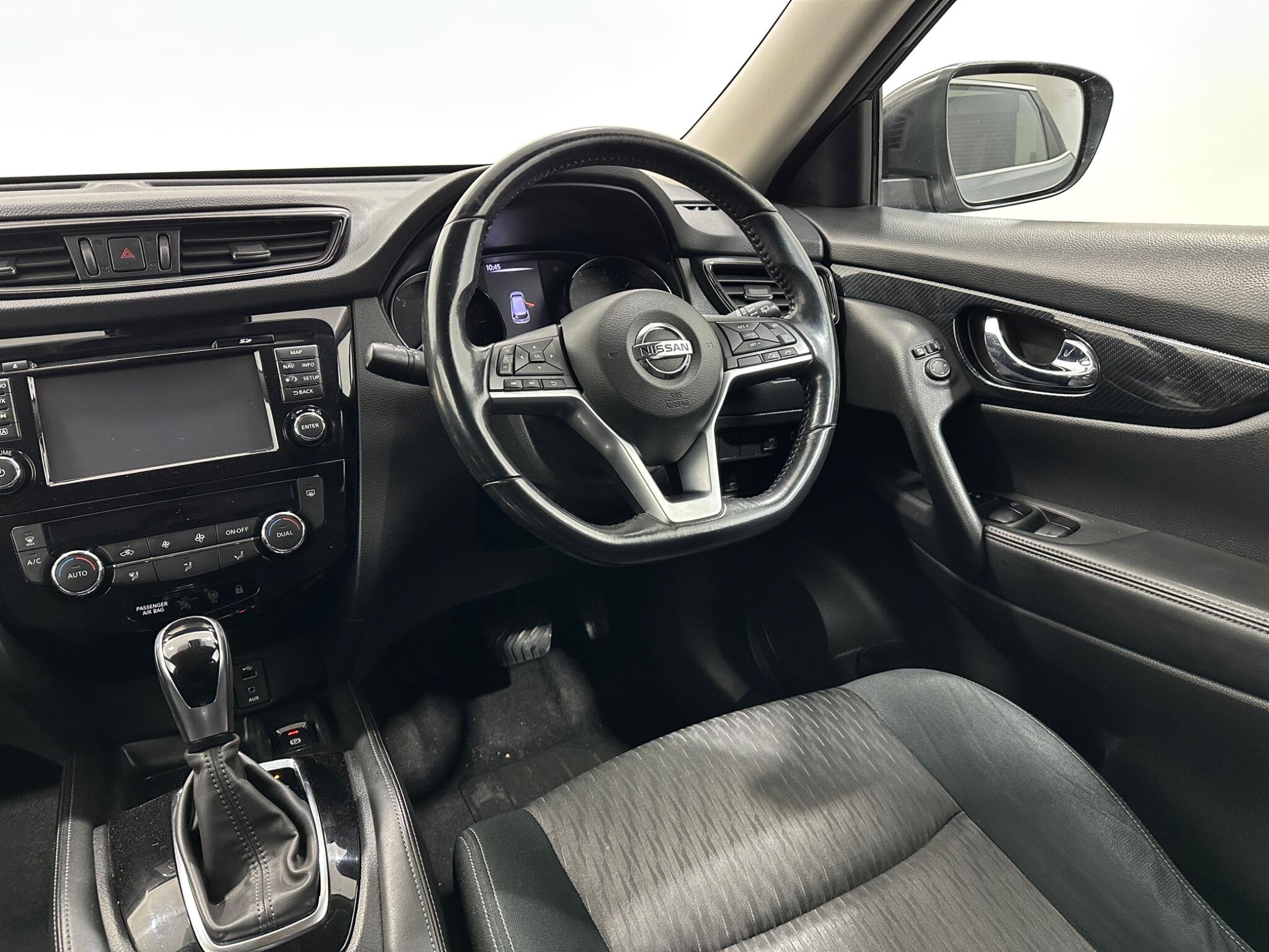 Nissan X-Trail view 12