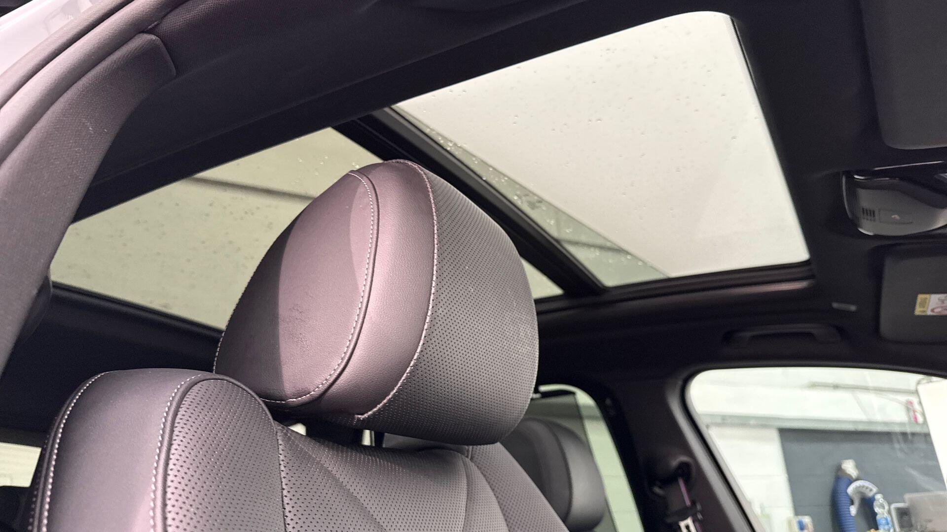 BMW X5 view 21