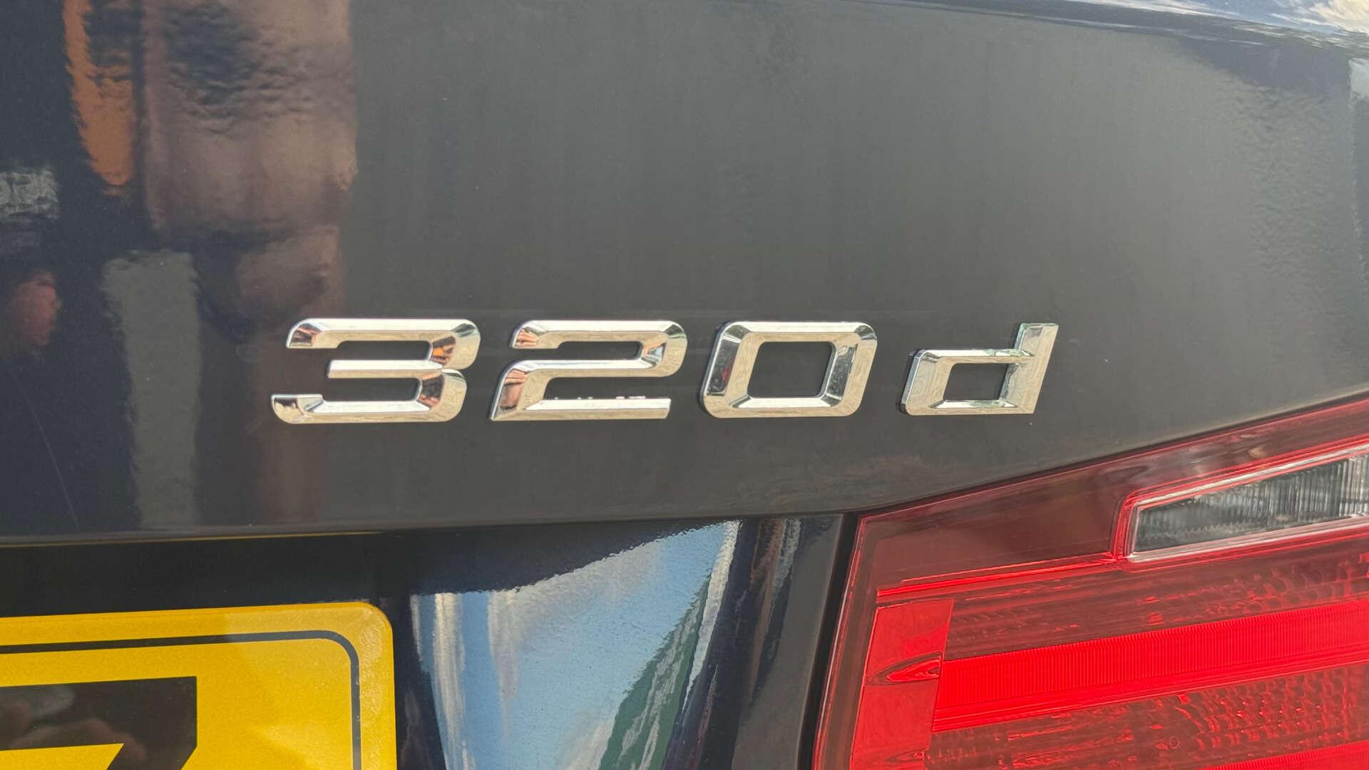 BMW 3 Series view 43