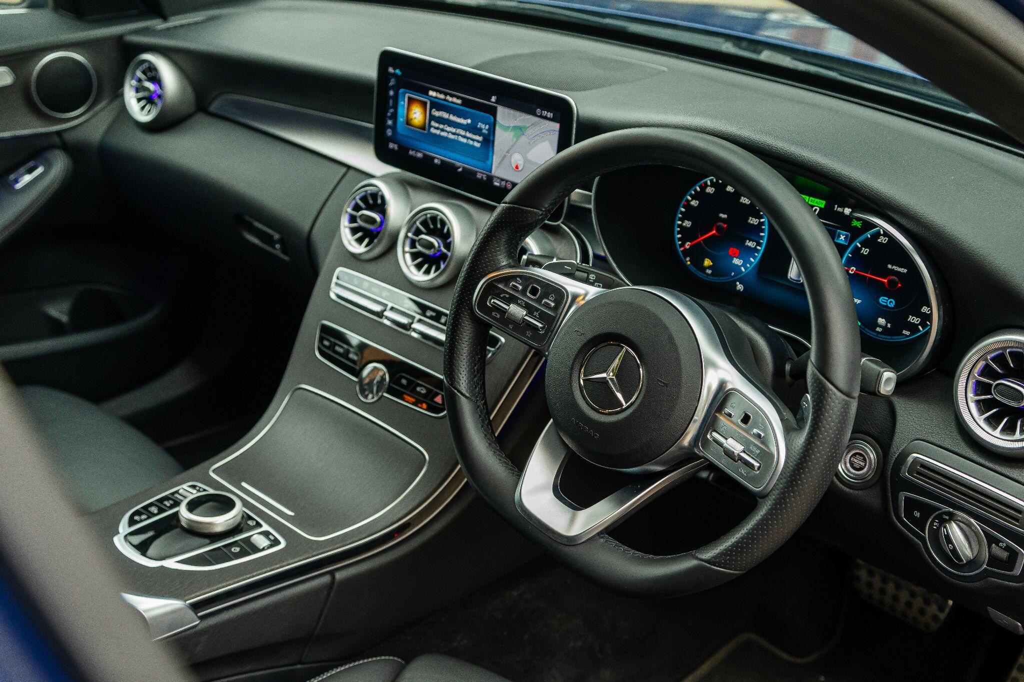 Mercedes-Benz C-Class view 16