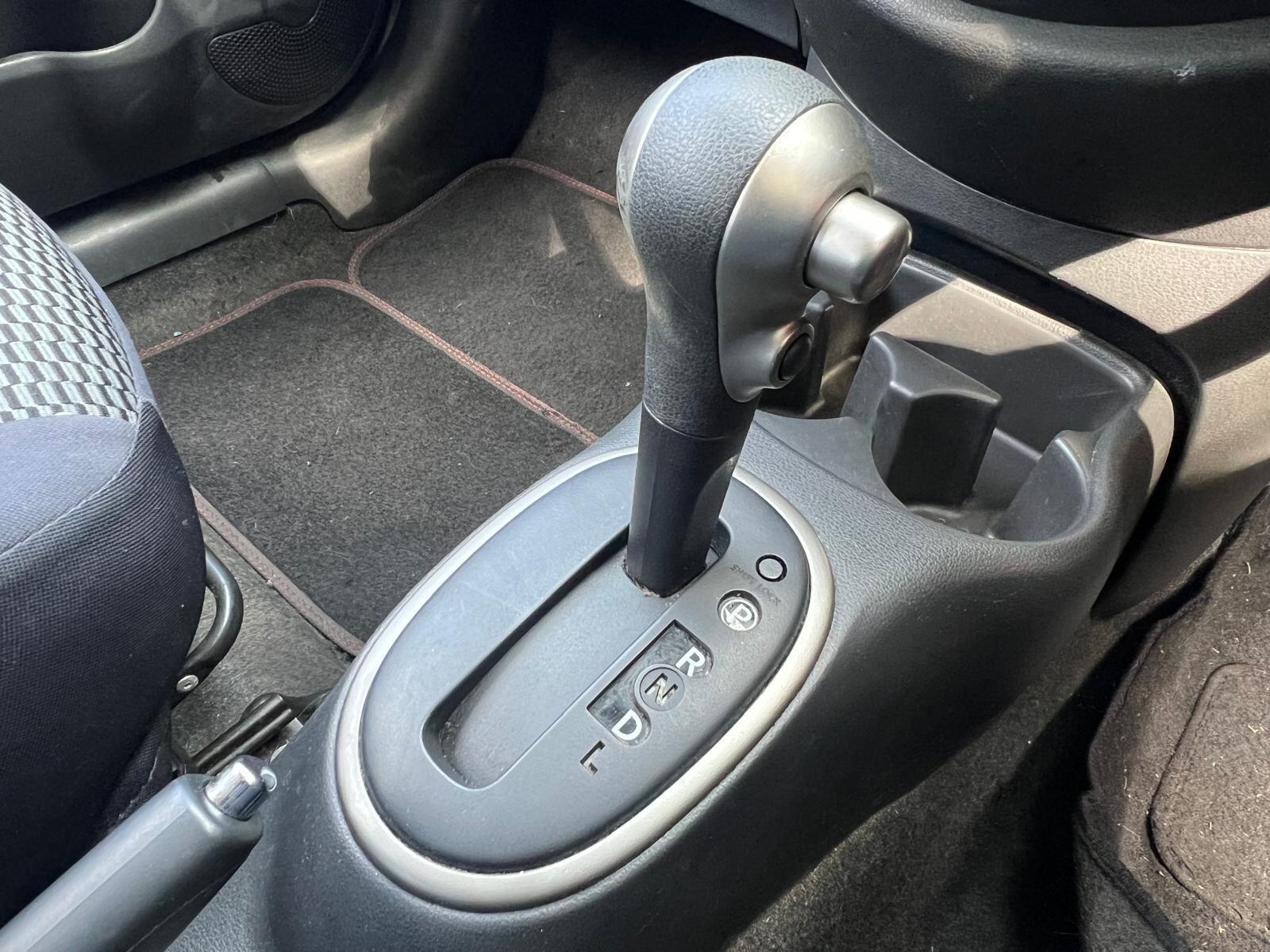 Nissan Micra view 32