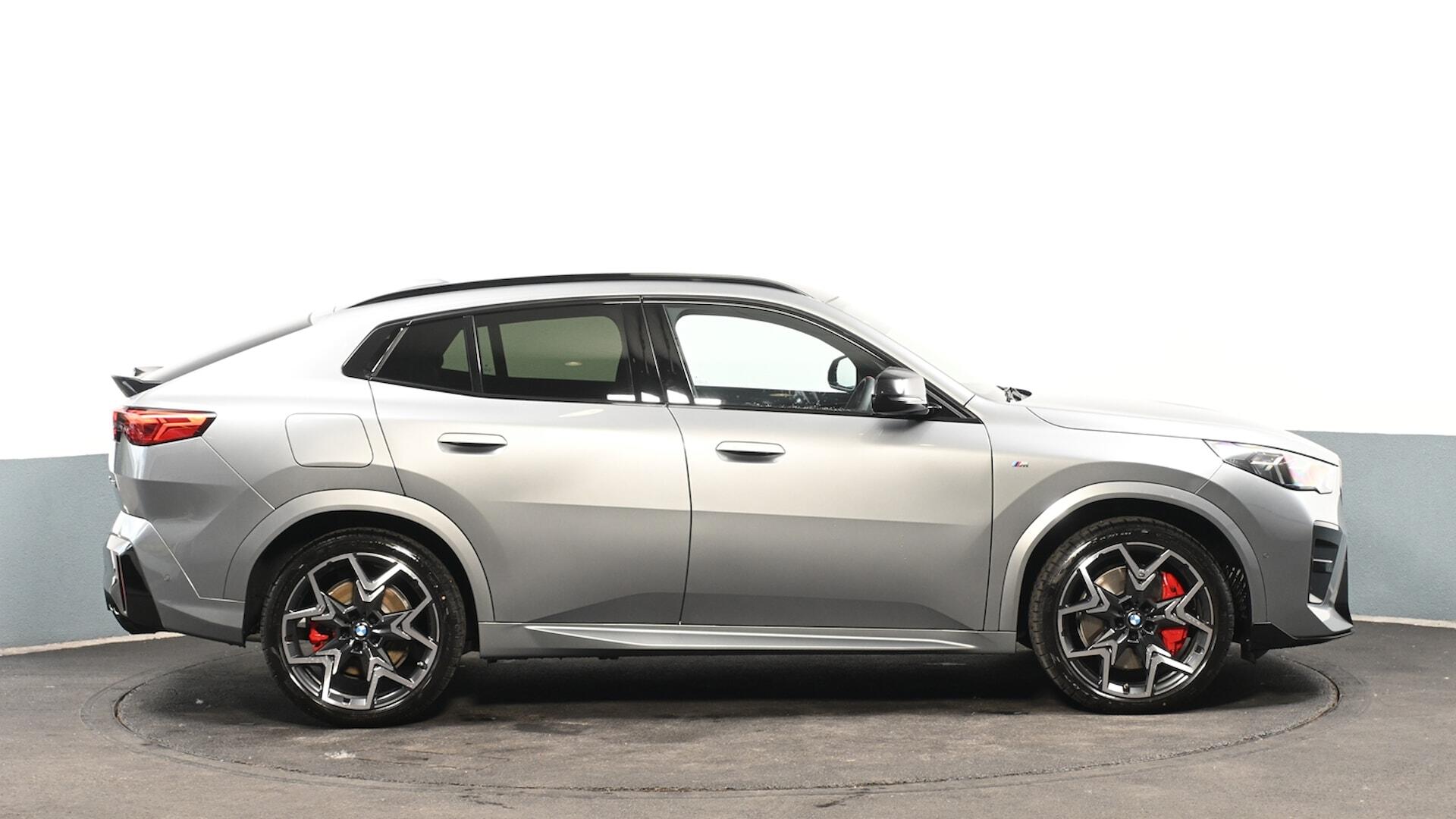 BMW X2 view 3