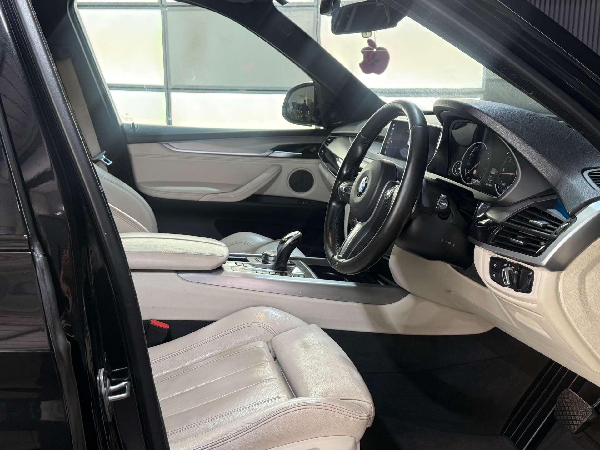 BMW X5 X5 view 26