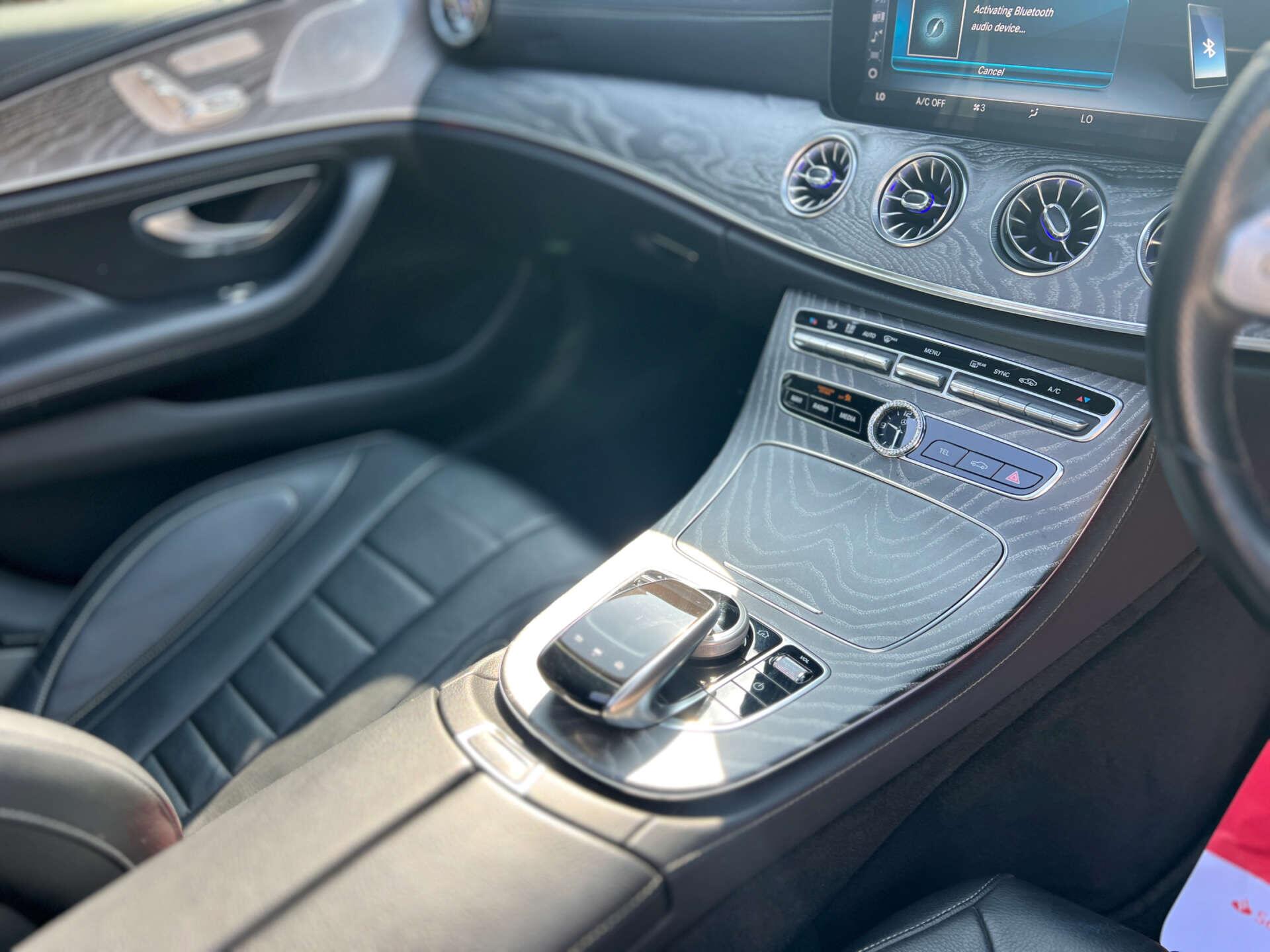 Mercedes-Benz CLS view 20