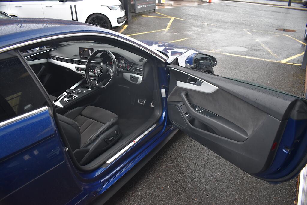 Audi A5 view 25