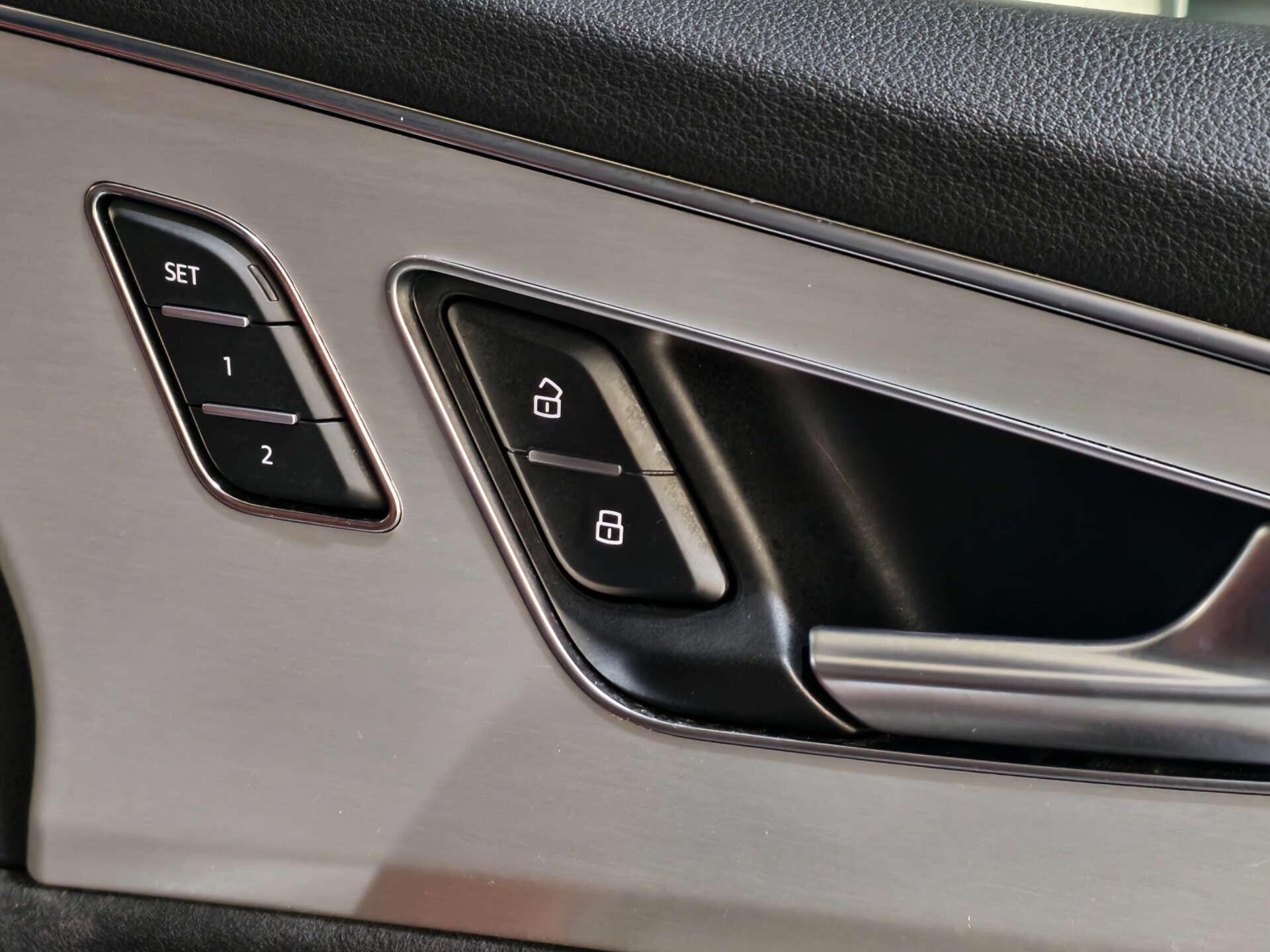 Audi SQ7 view 22