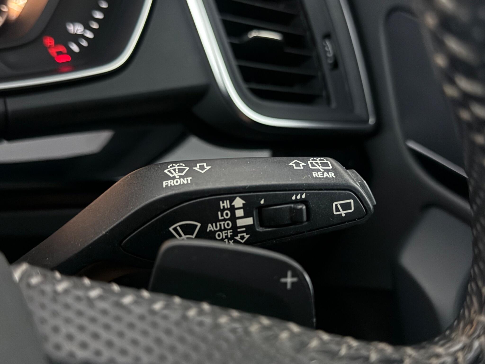 Audi Q5 view 17