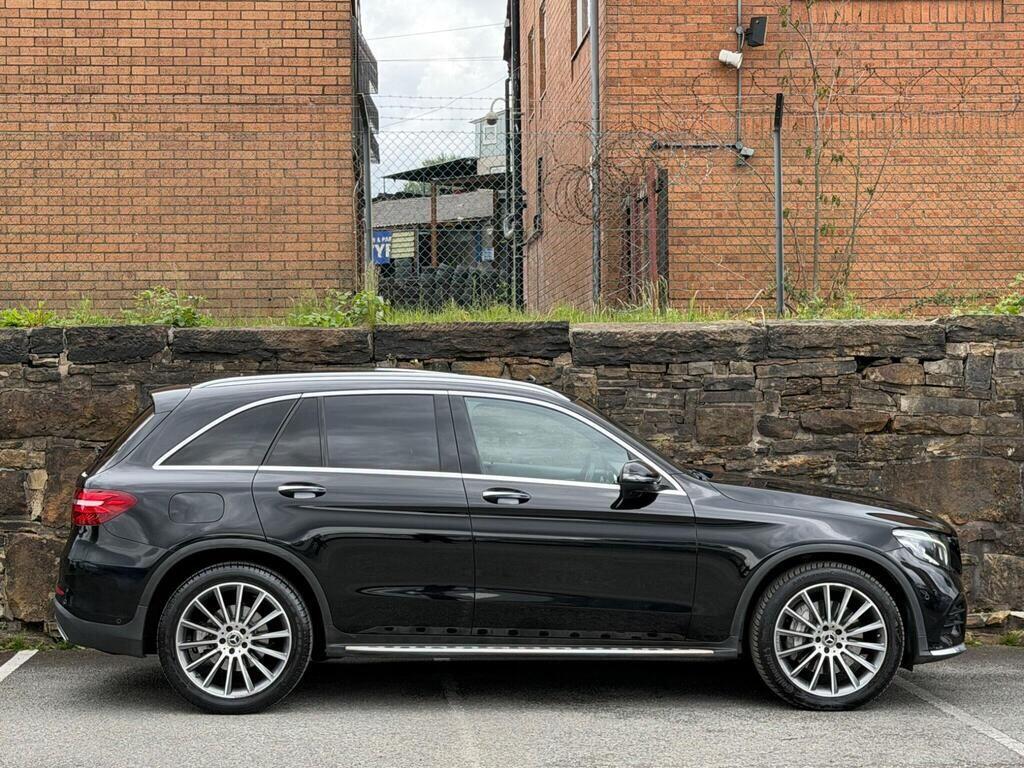 Mercedes-Benz GLC view 8