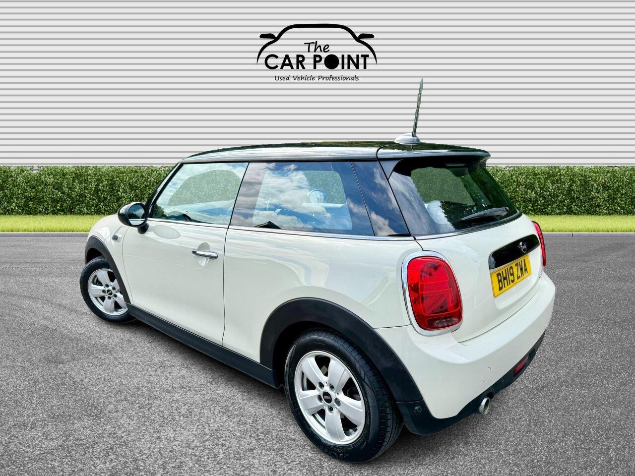 Mini Hatch view 8