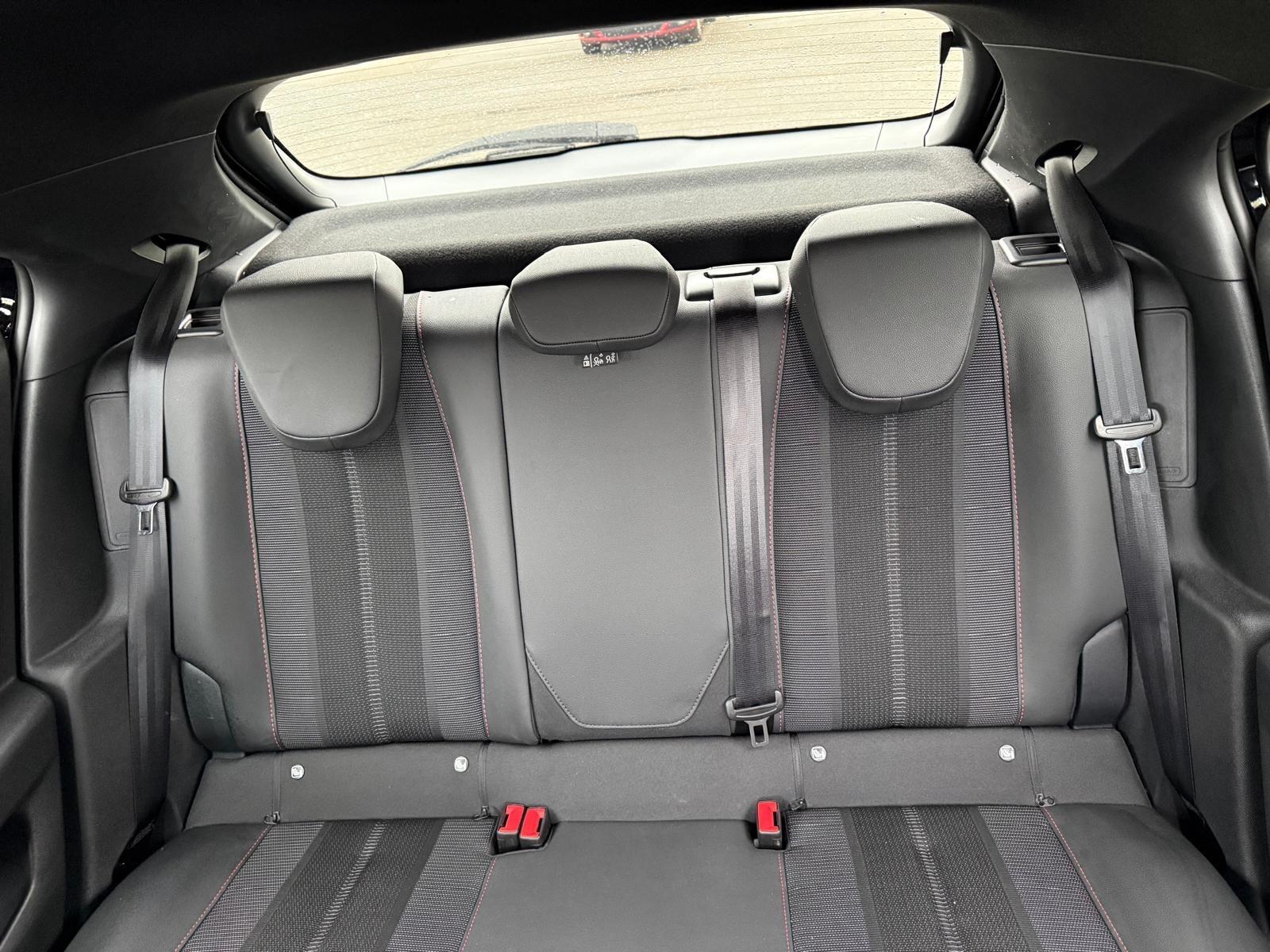 Vauxhall Mokka view 32