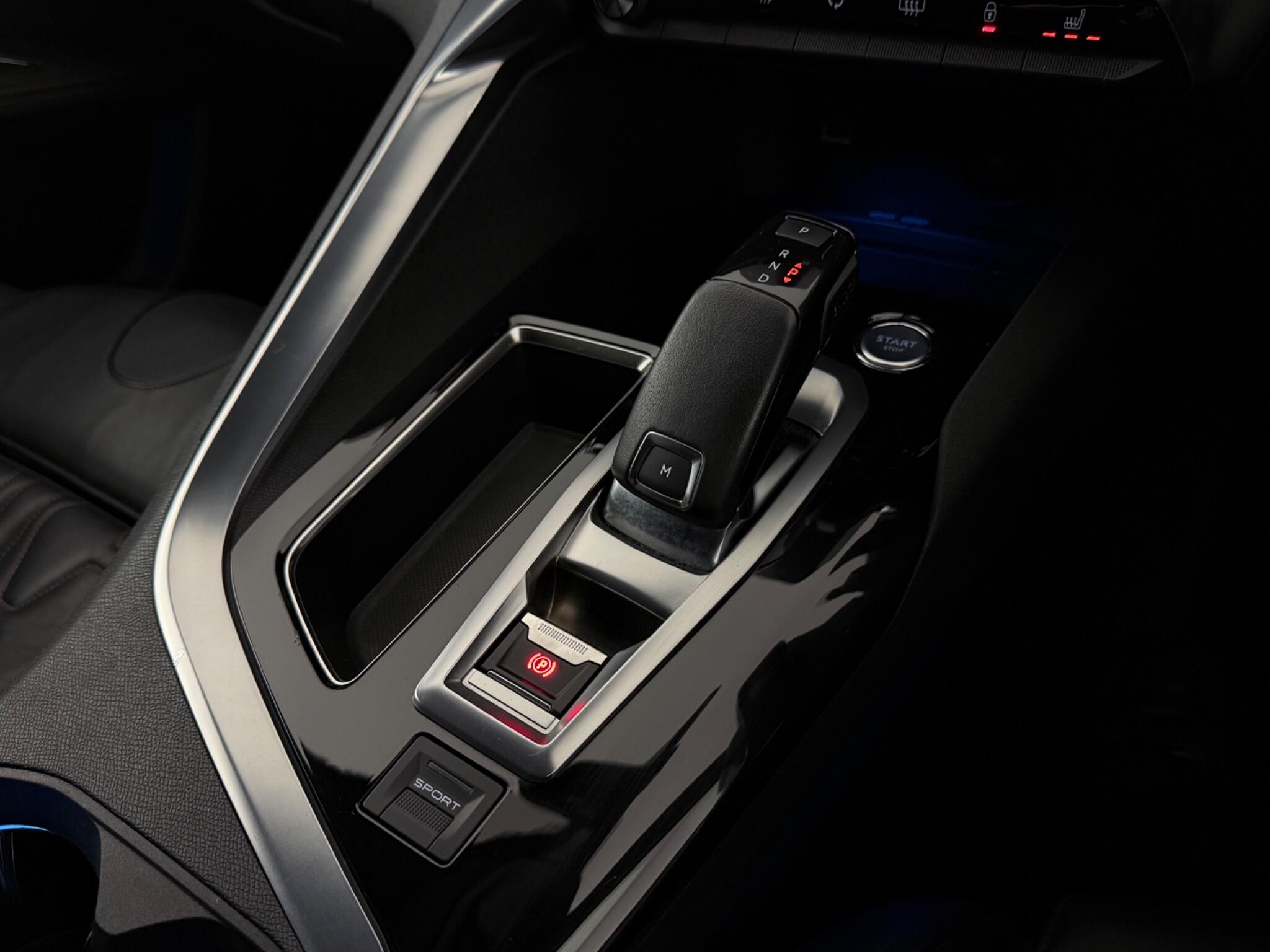 Peugeot 3008 view 19