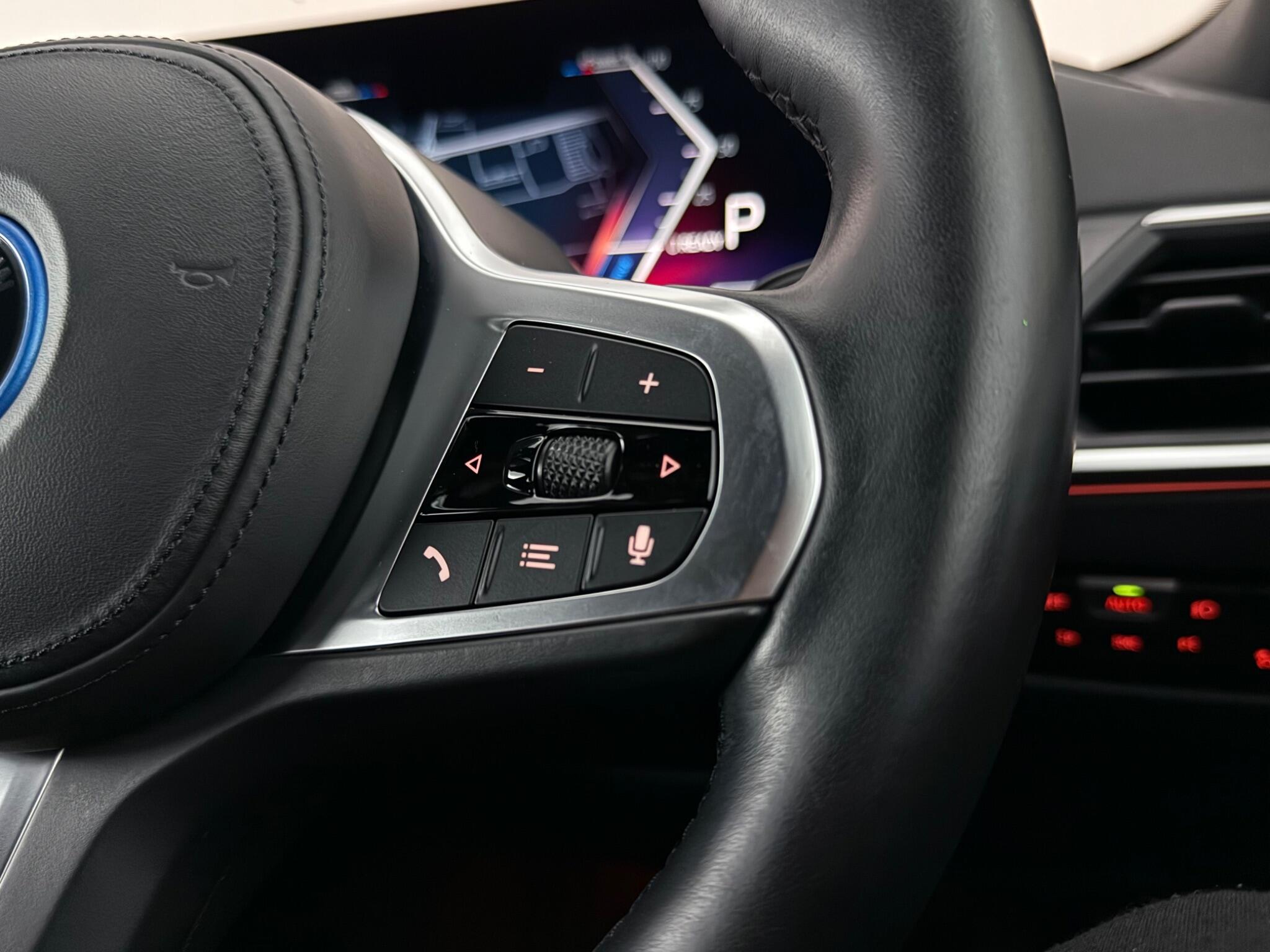 BMW I4 view 17