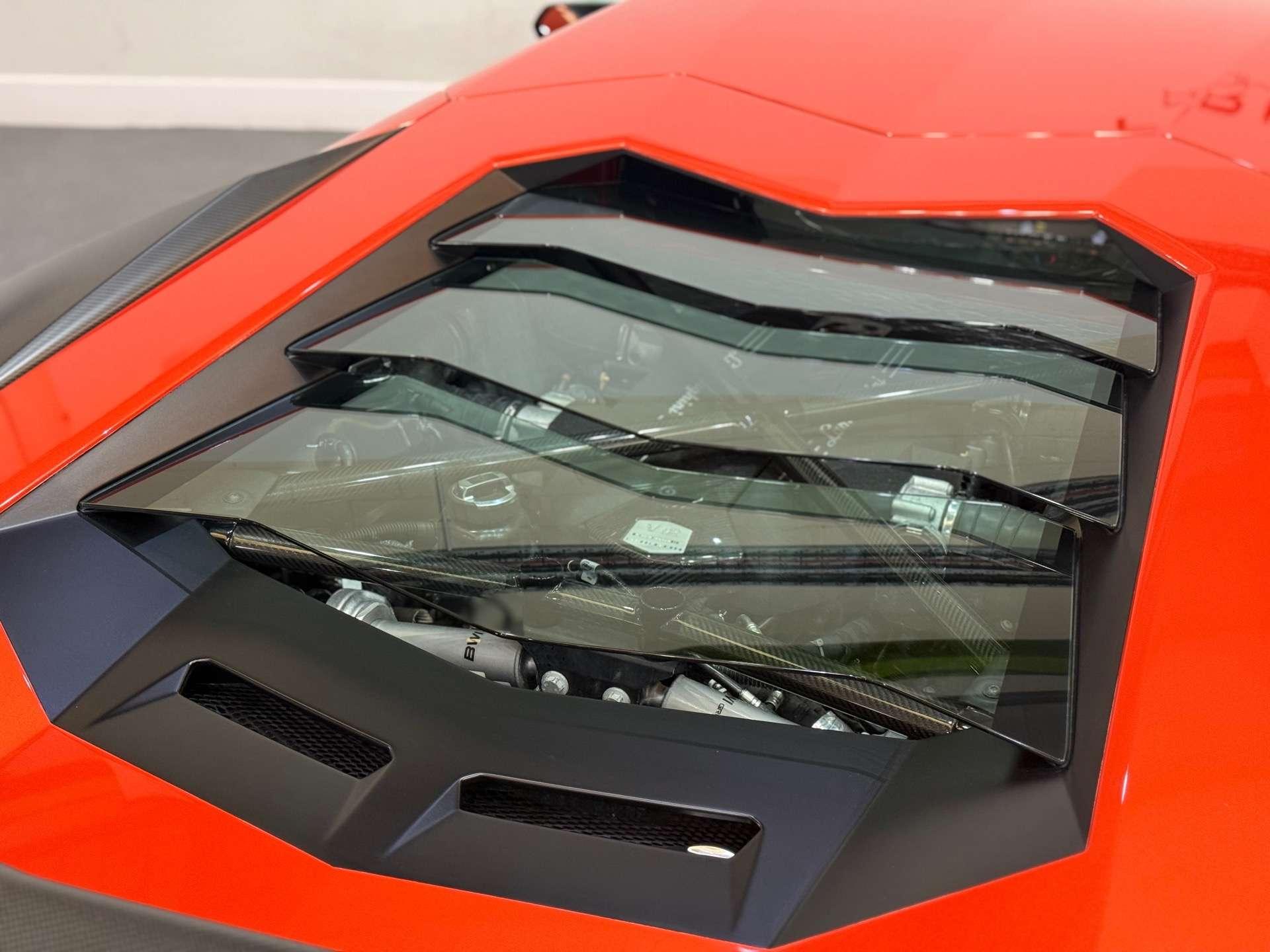 Lamborghini Aventador view 72