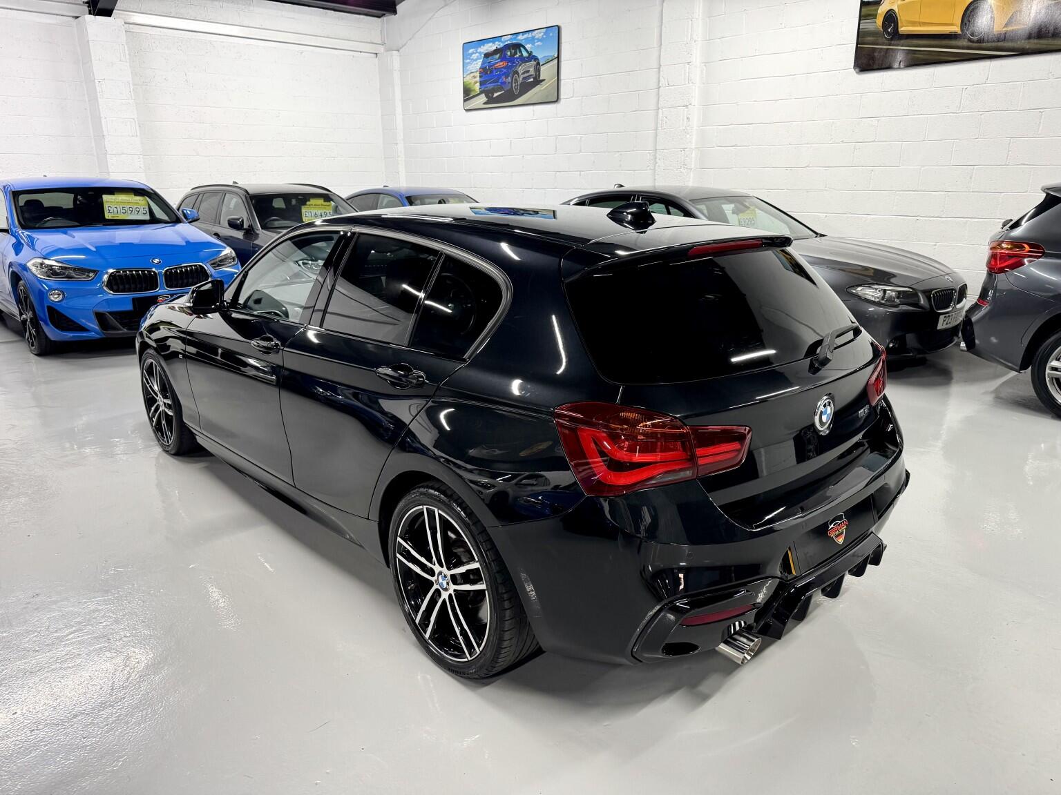 BMW 1 Series view 19