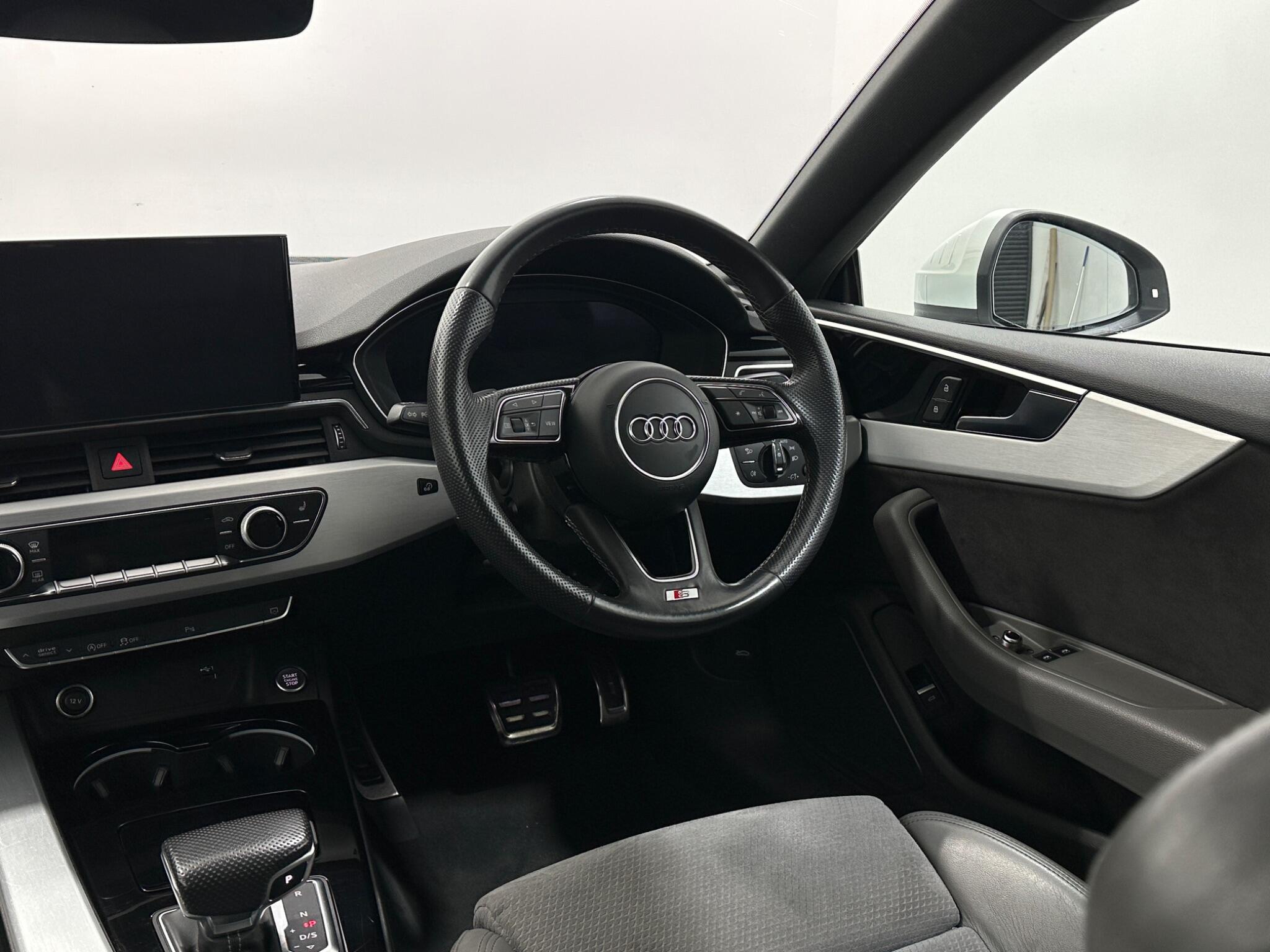 Audi A5 view 12