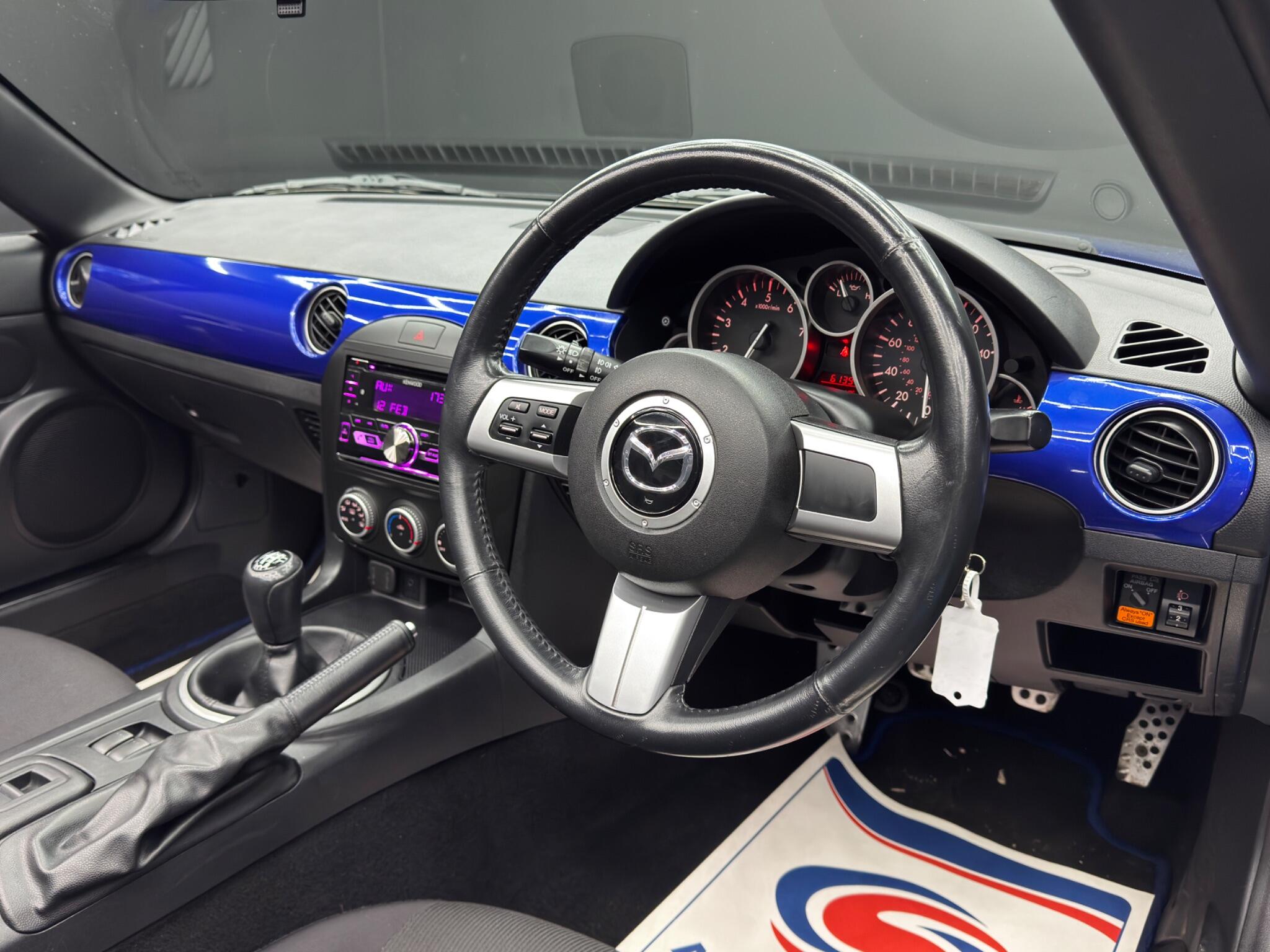 Mazda MX-5 view 9