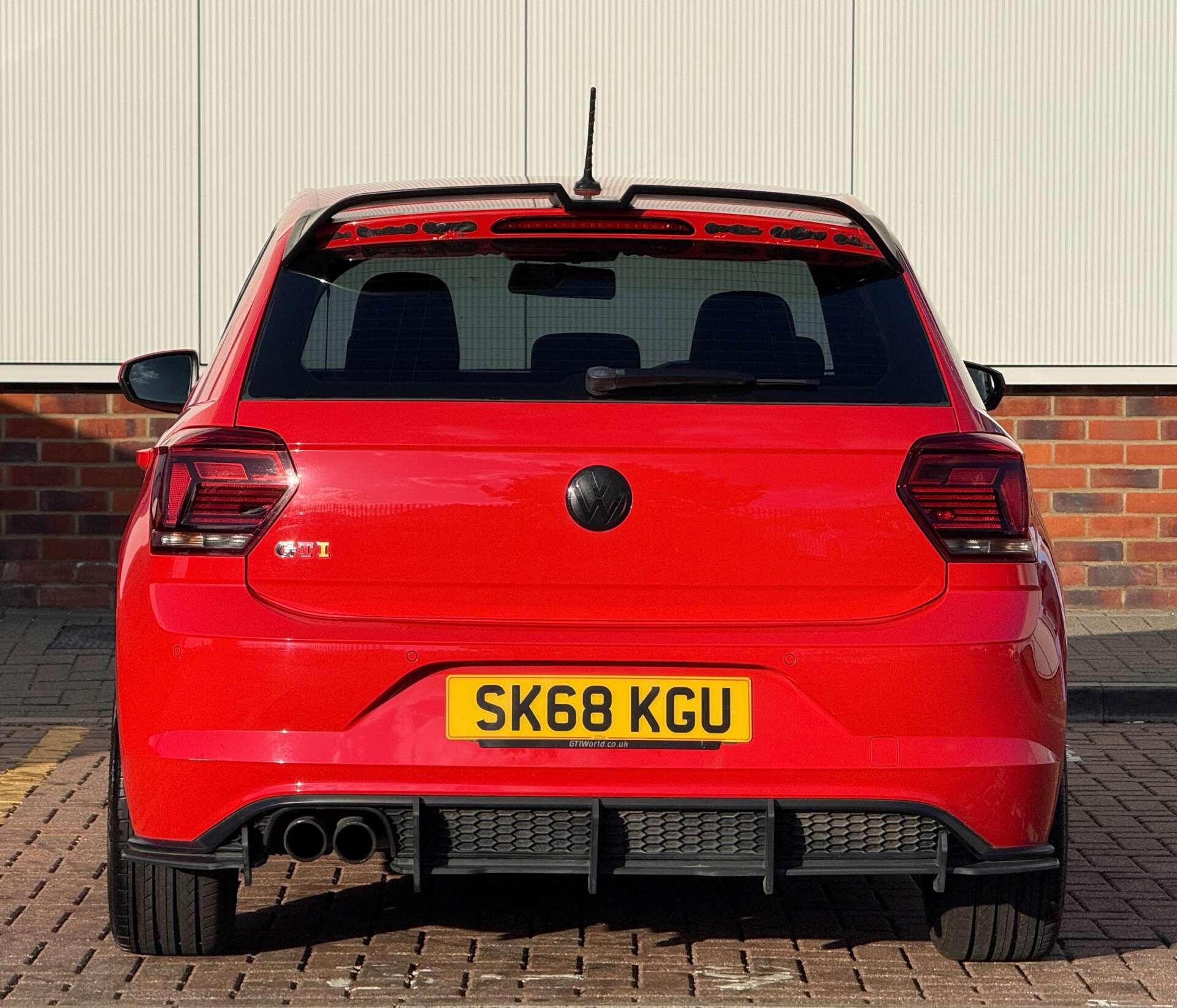 Volkswagen Polo view 5