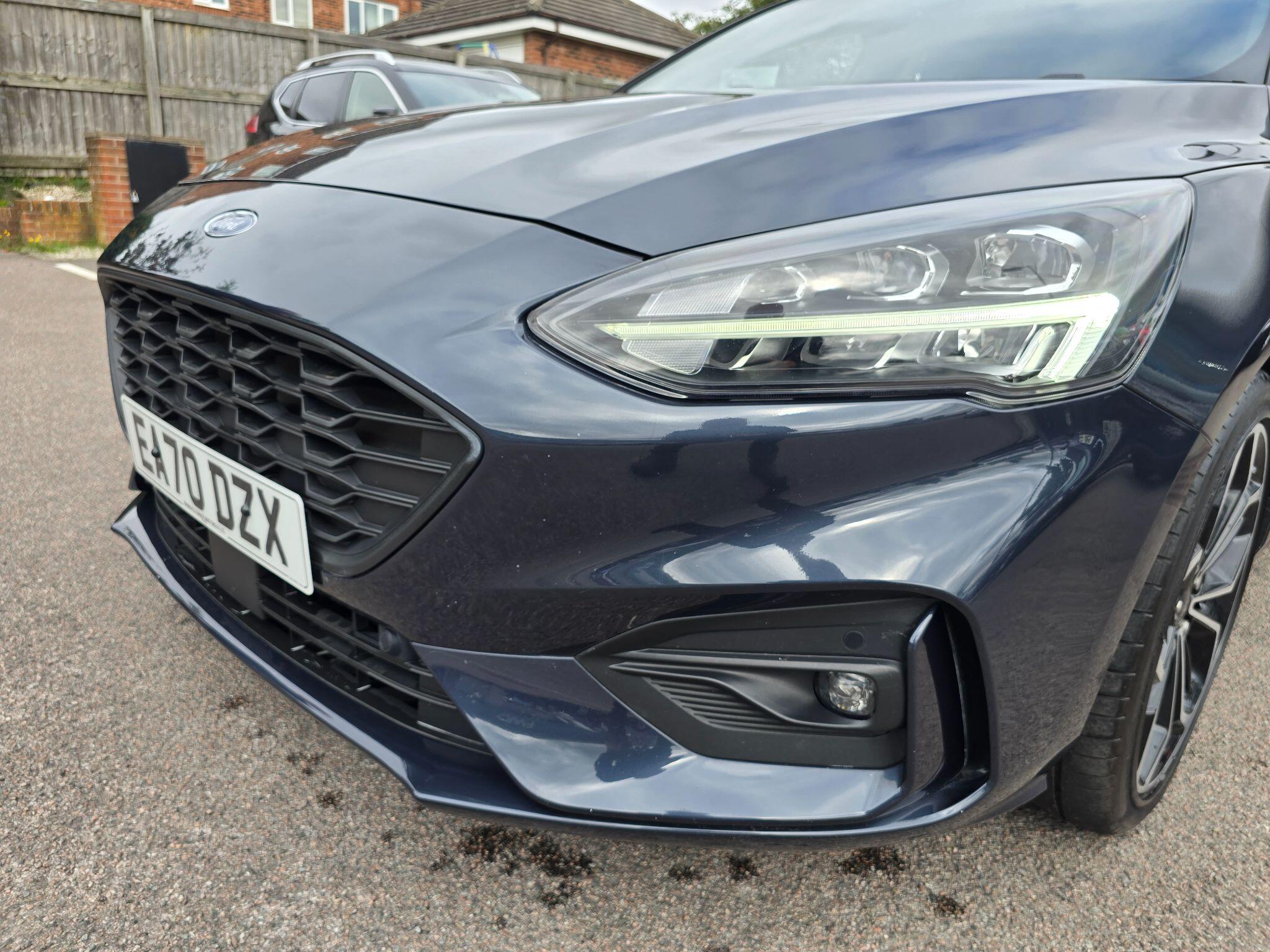 Ford Focus view 77