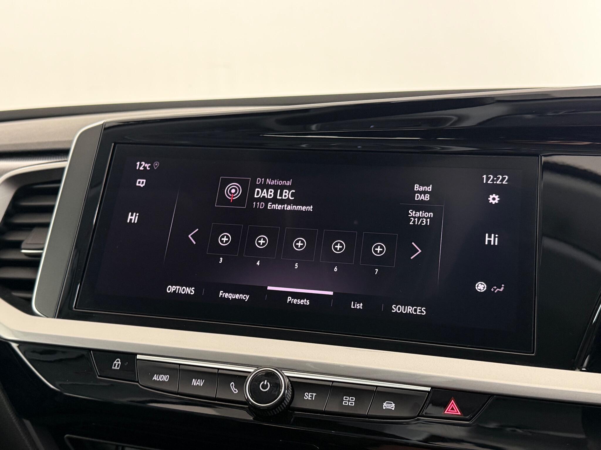 Vauxhall Grandland view 25