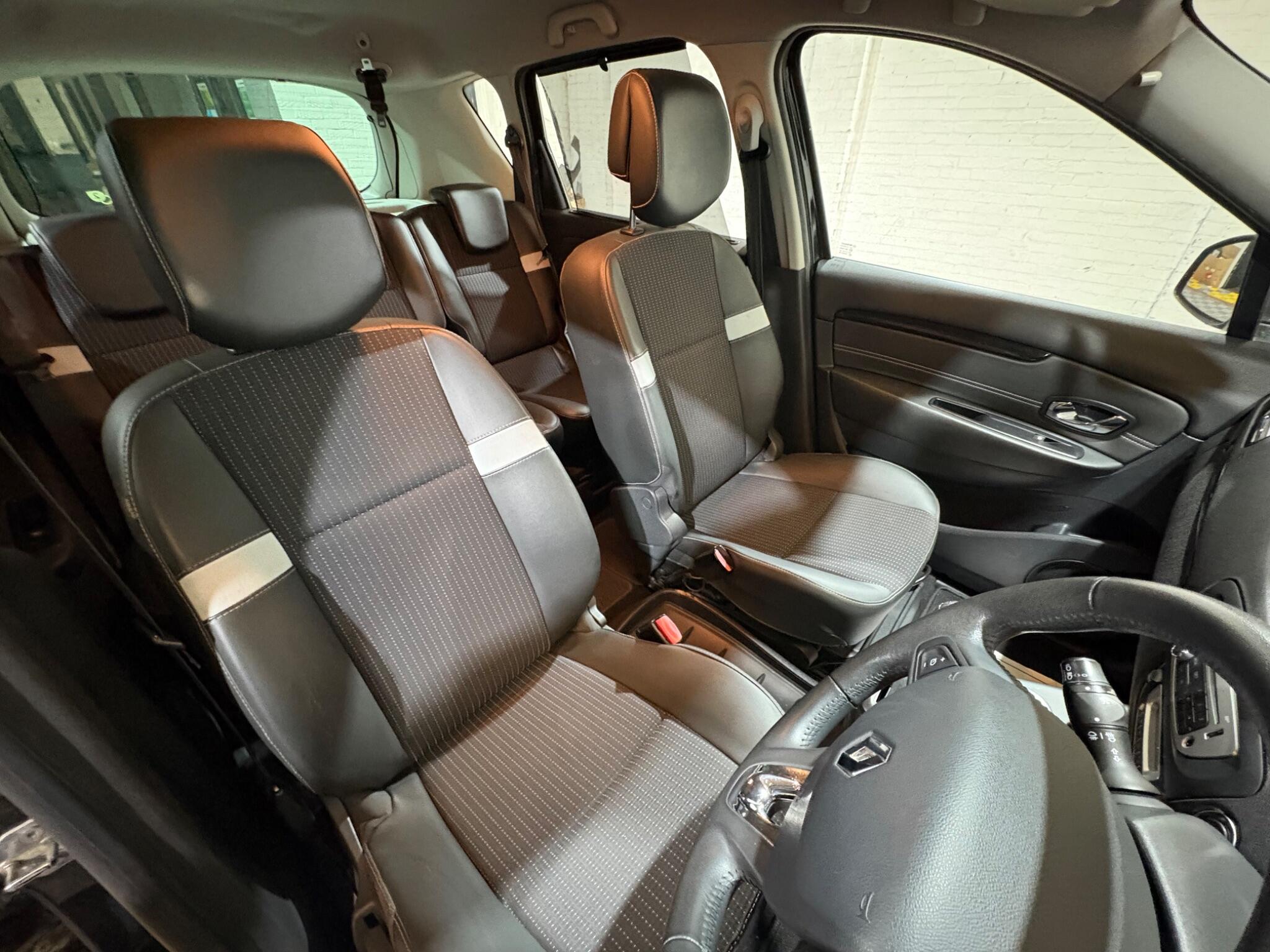 Renault Scenic view 31