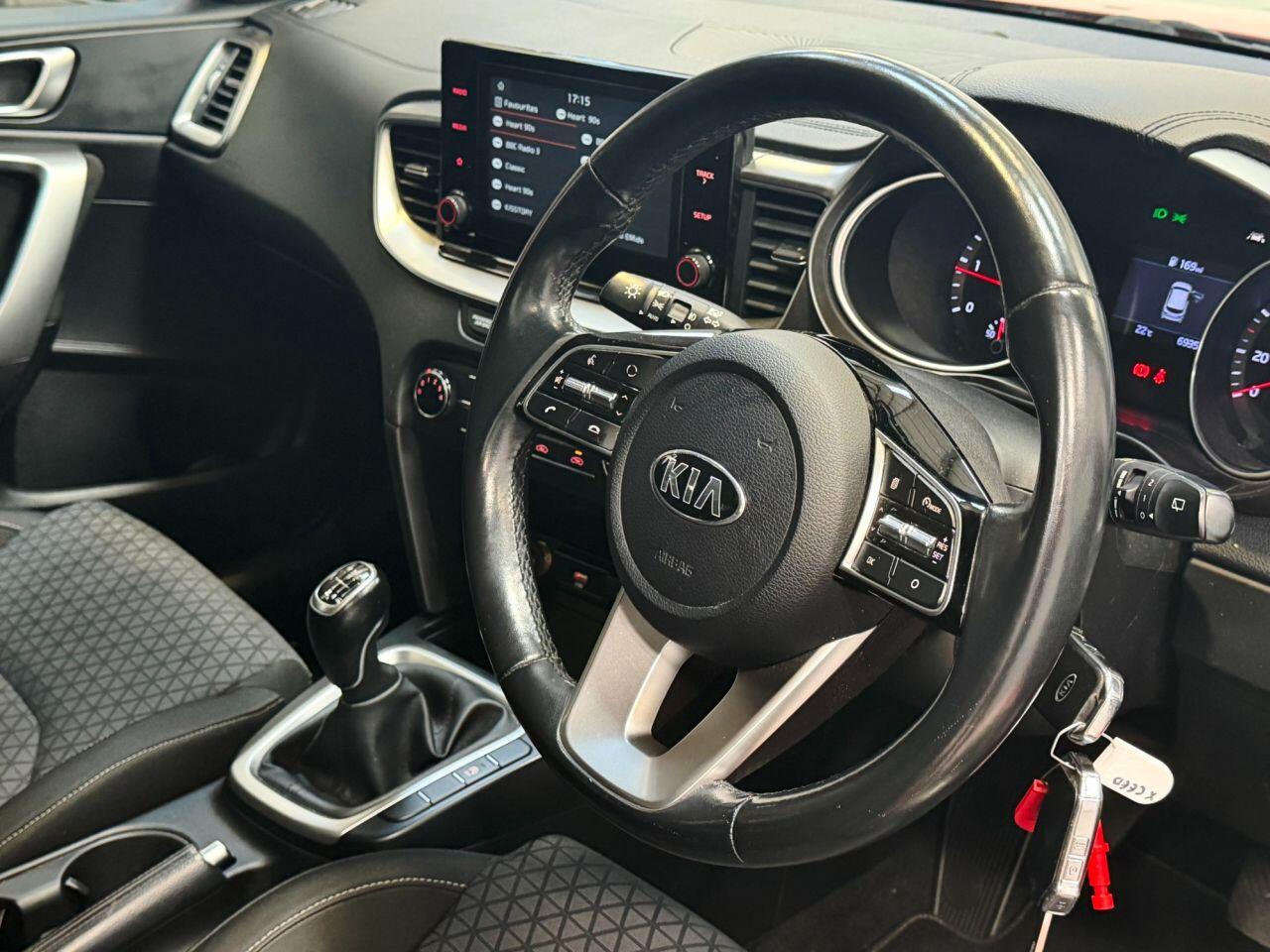 Kia Xceed view 18