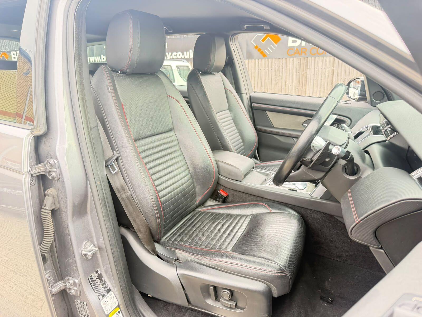 Land Rover Discovery Sport view 10