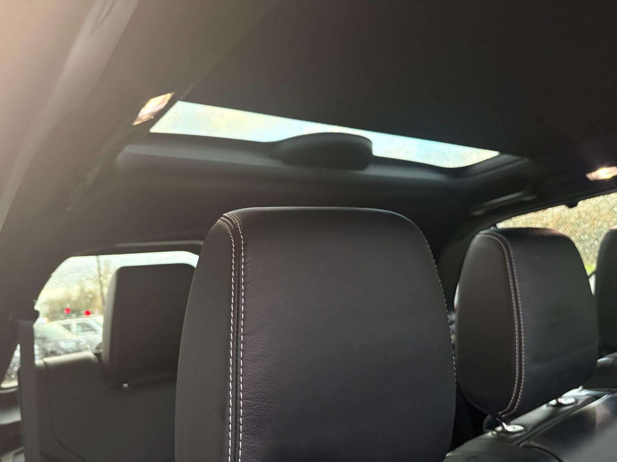 Land Rover Discovery 3 view 44