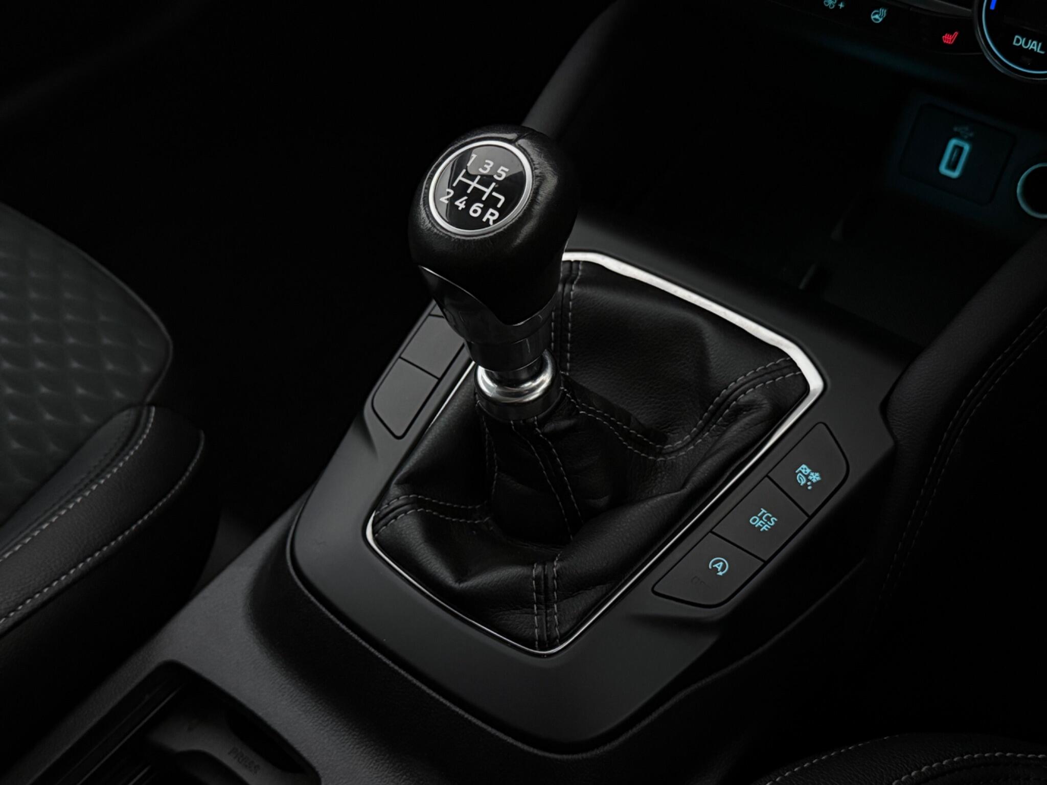 Ford Focus view 21