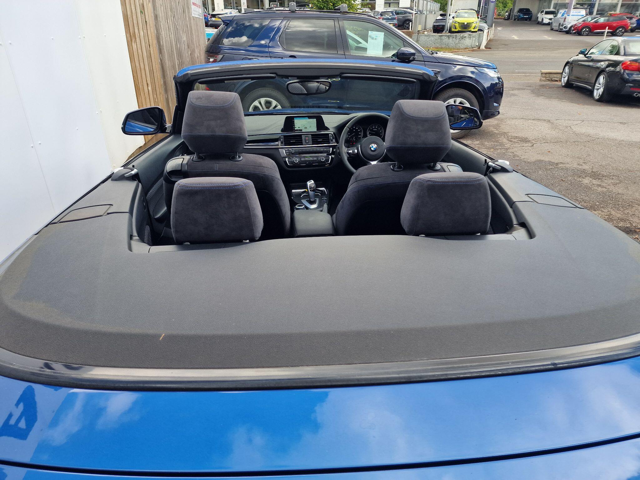BMW 2 Series view 28