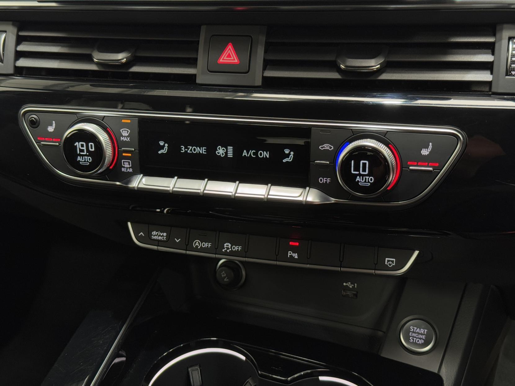 Audi A4 Avant view 26