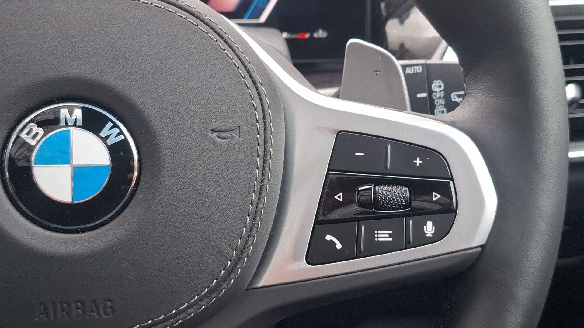 BMW X5 view 18