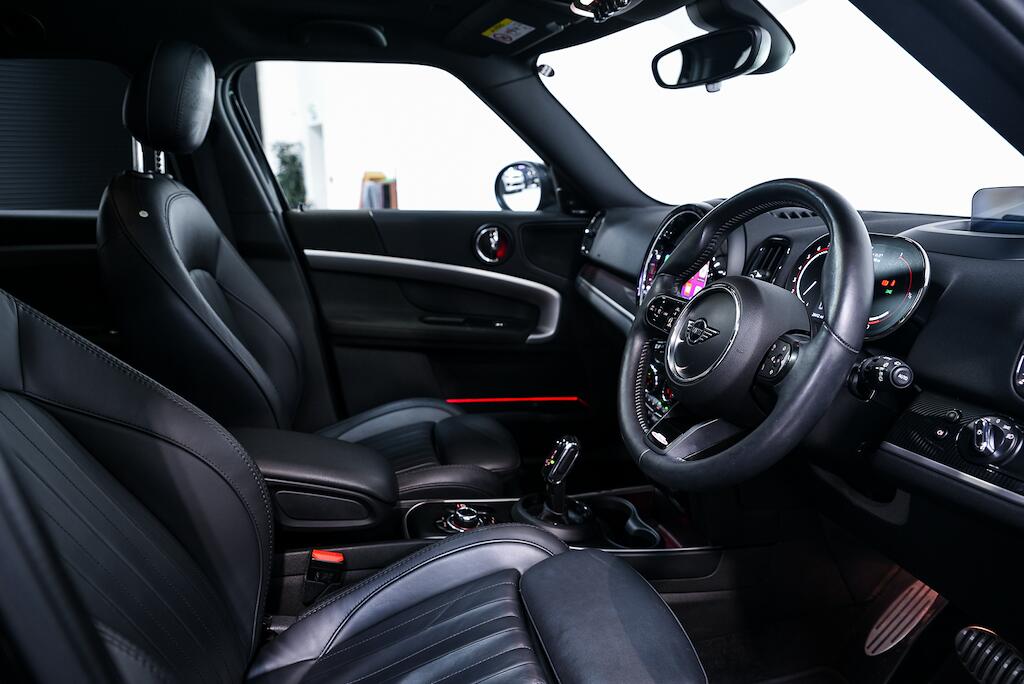 MINI Countryman view 11