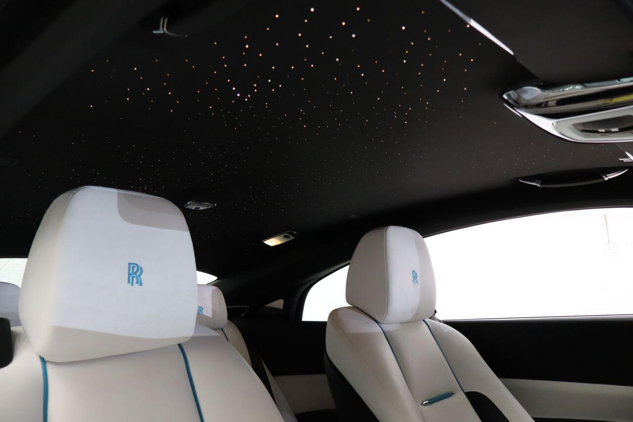 Rolls-Royce Wraith view 3