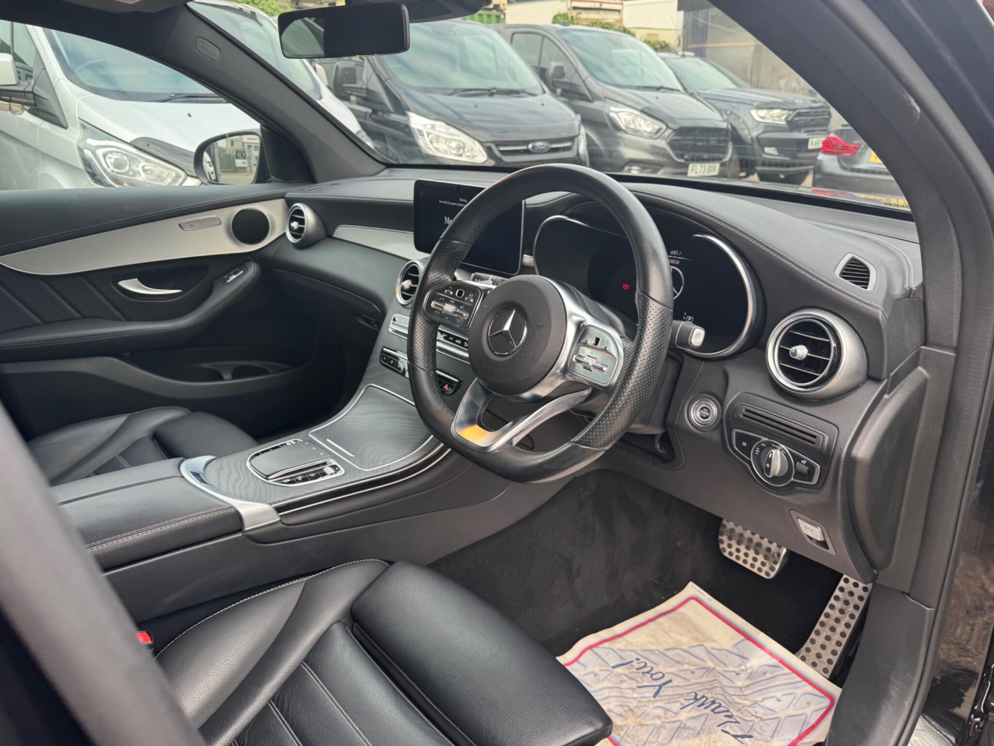 Mercedes-Benz GLC view 10