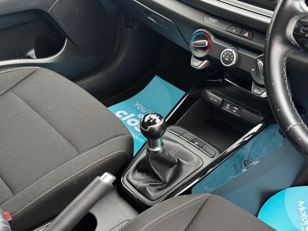Kia Rio view 35