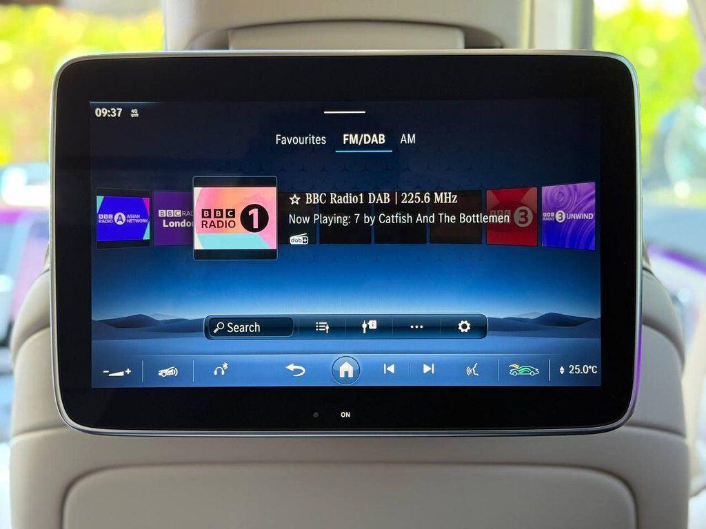 Mercedes-Benz S Class view 34
