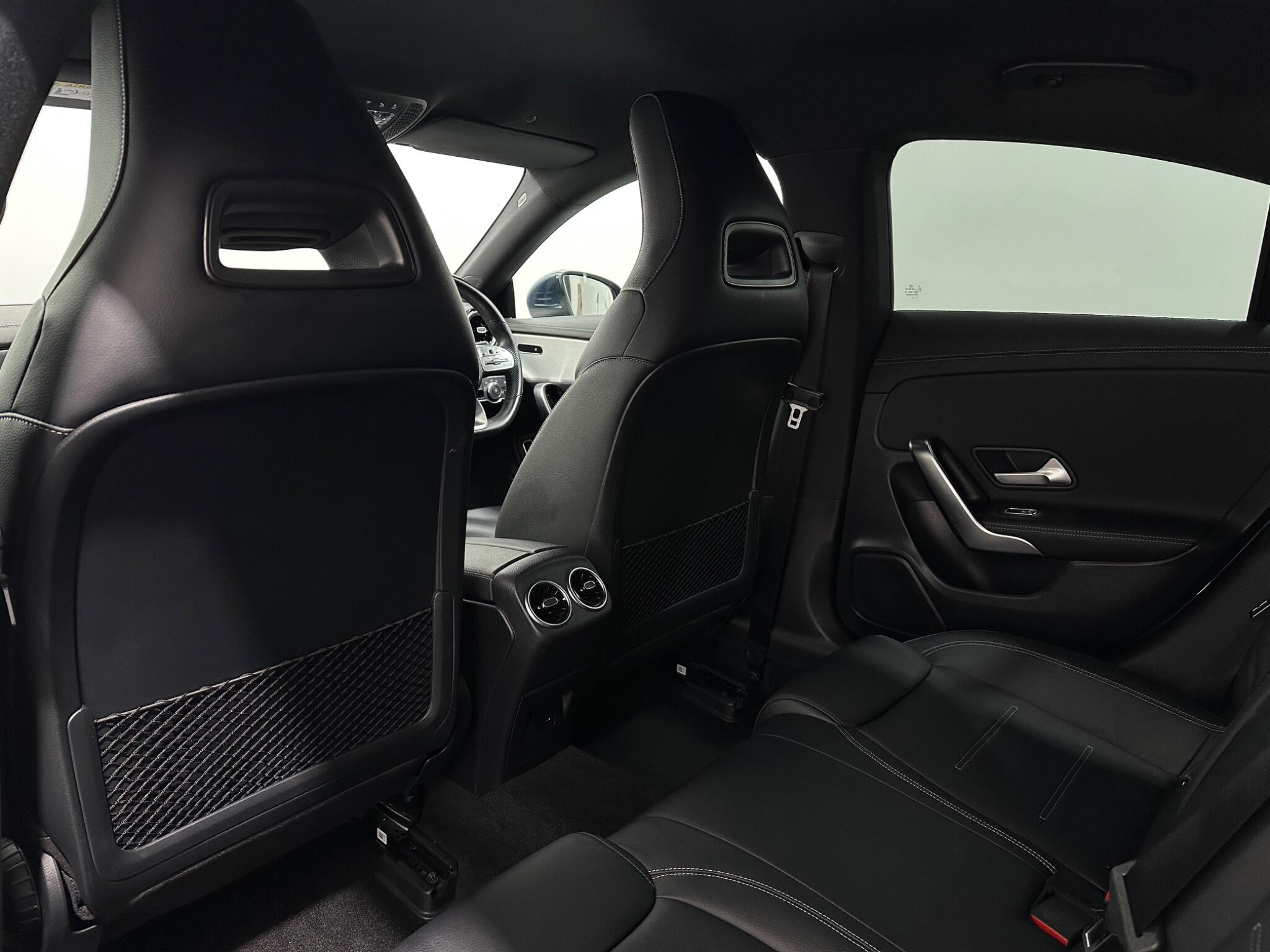 Mercedes-Benz Mercedes-Benz CLA view 40