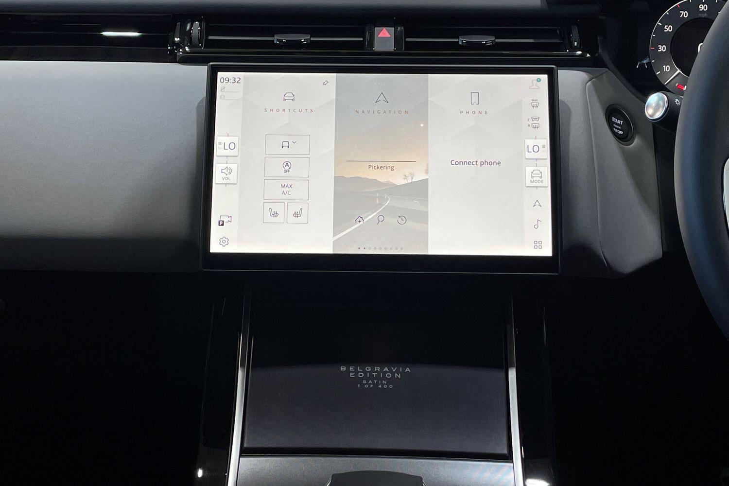 Land Rover Range Rover Velar view 16