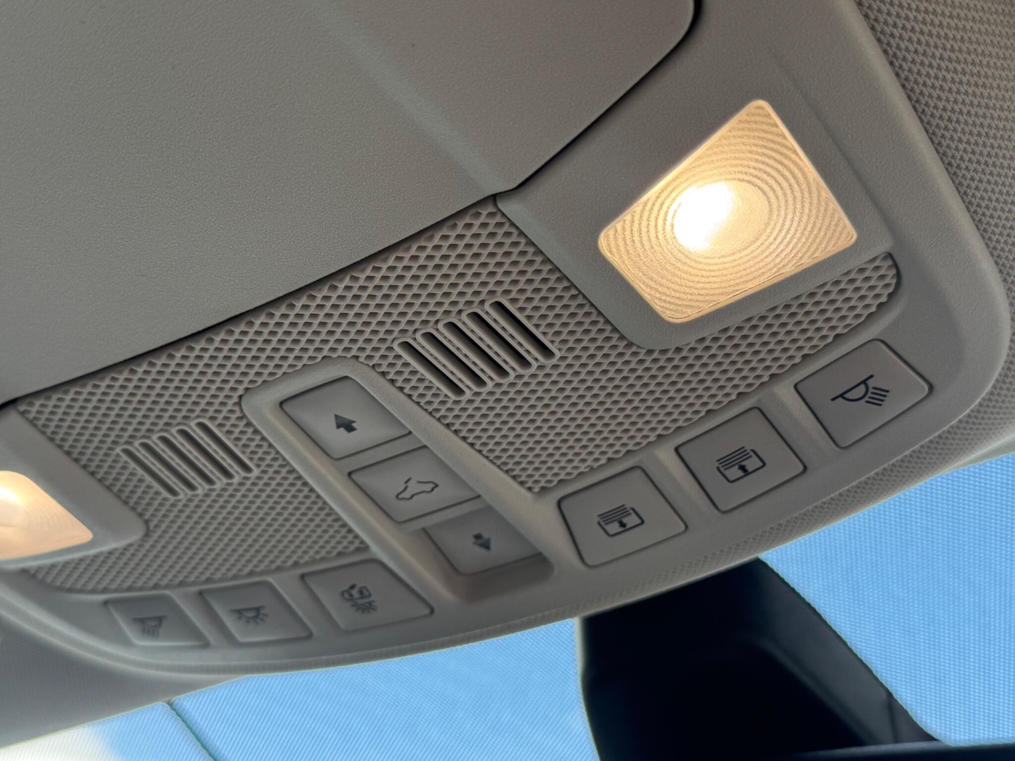 Ford Mondeo view 40