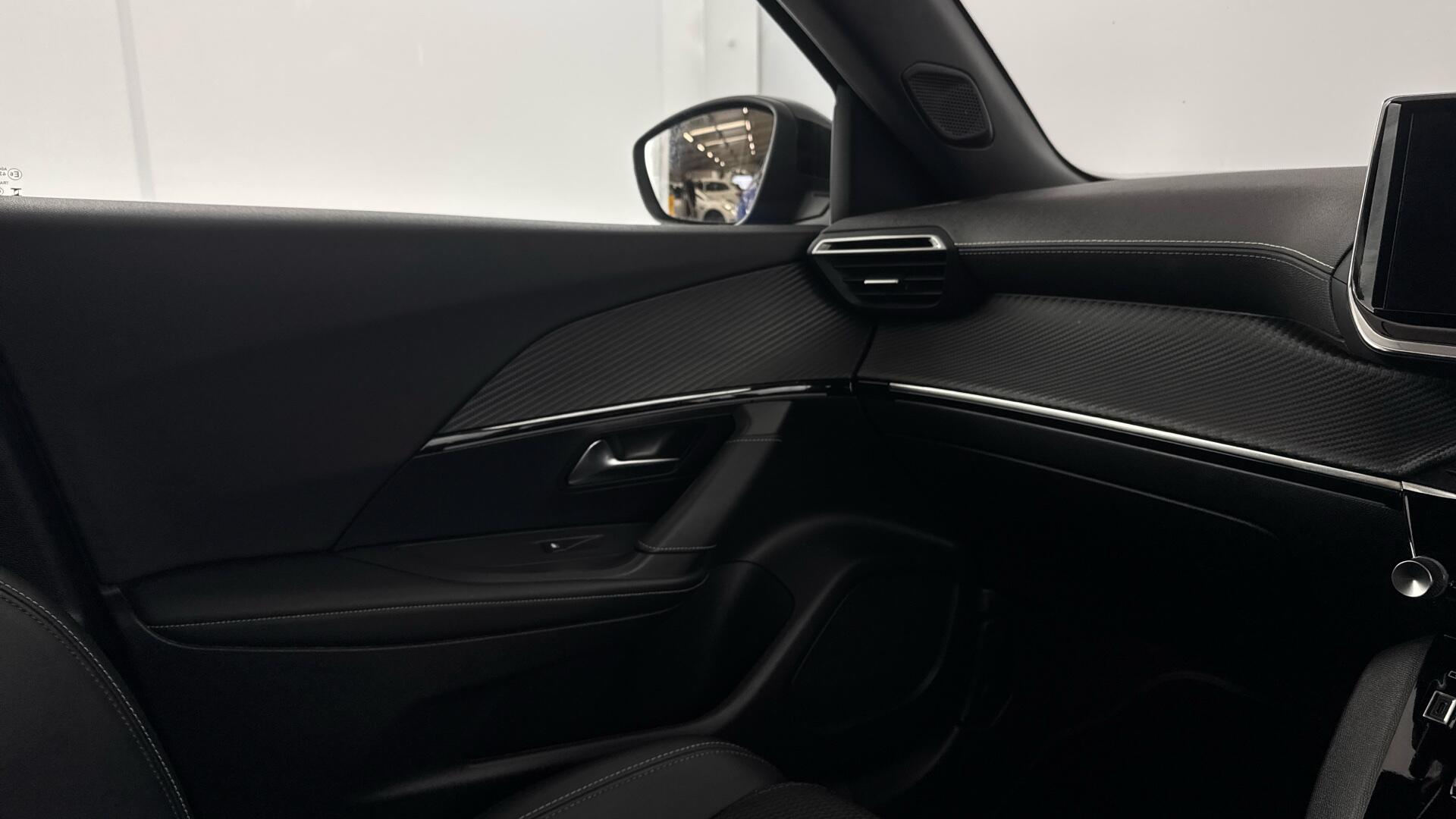 Peugeot 2008 view 27