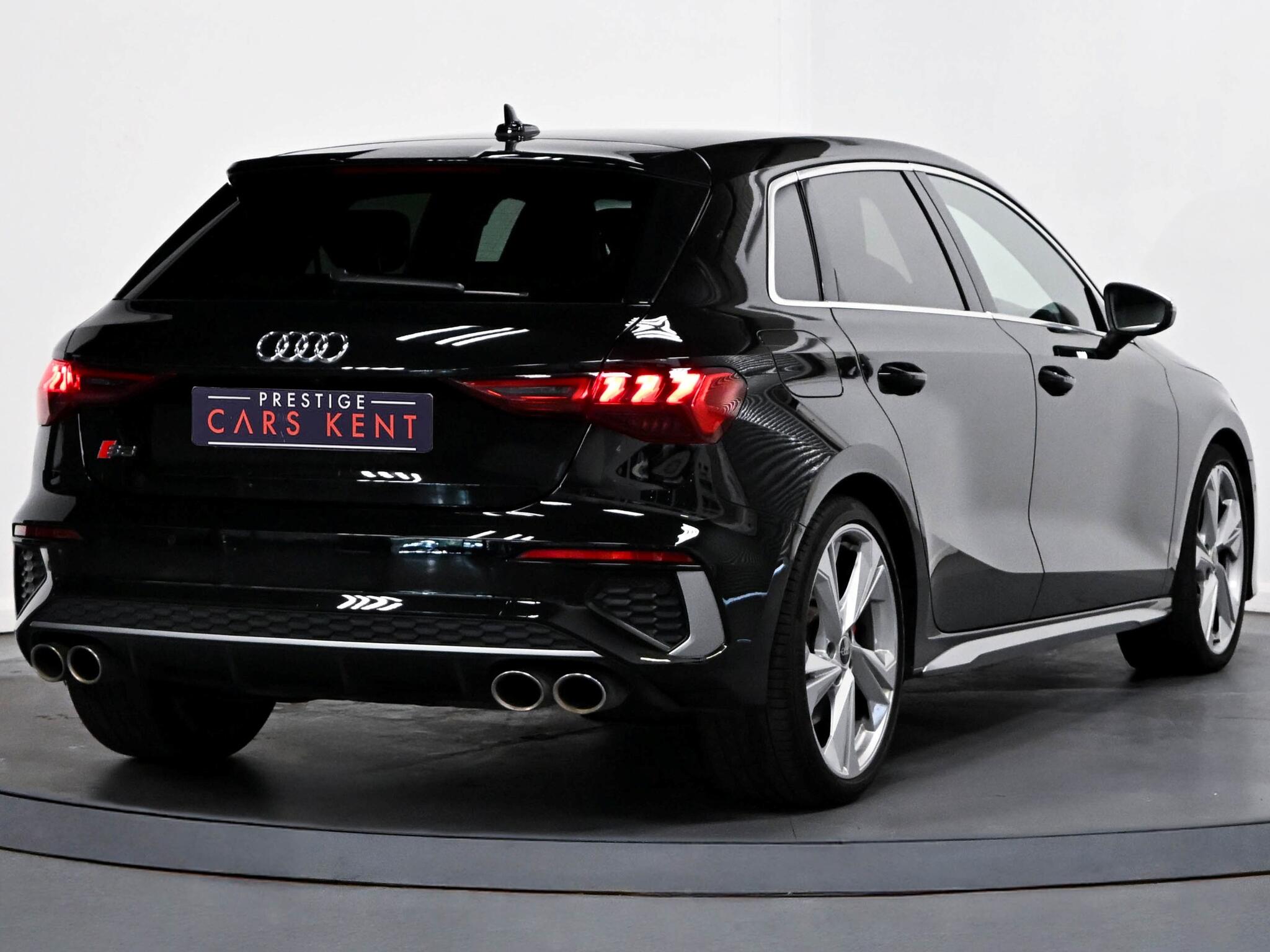 Audi S3 view 21