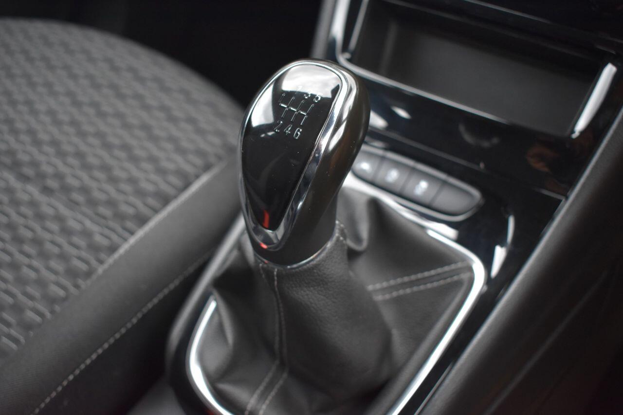 Vauxhall Astra view 7