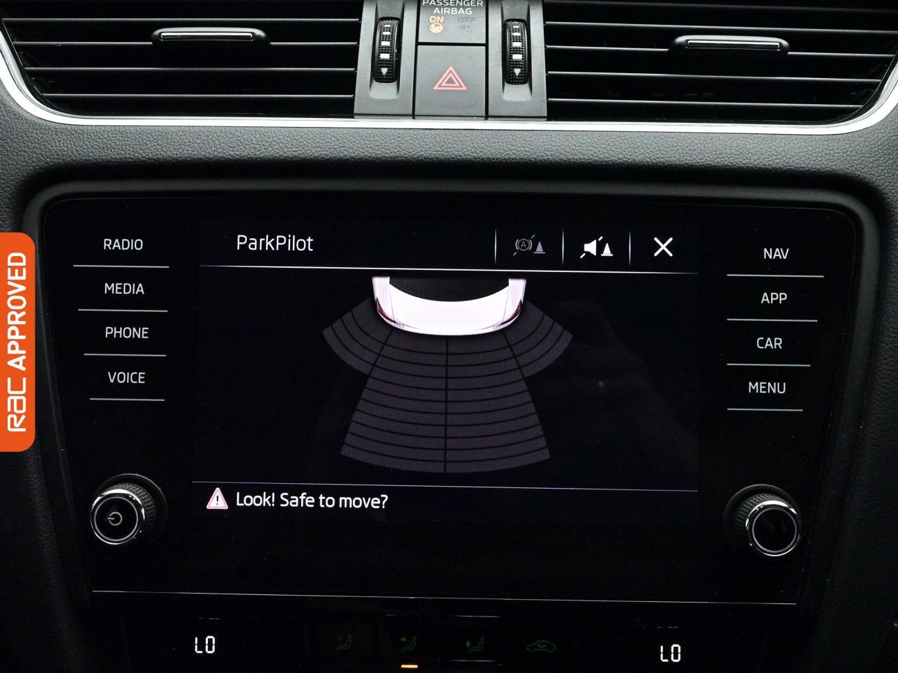 Skoda Octavia view 3