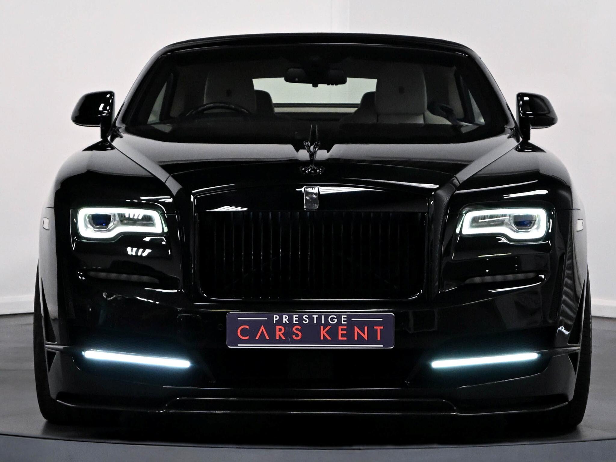 Rolls-Royce Dawn view 29