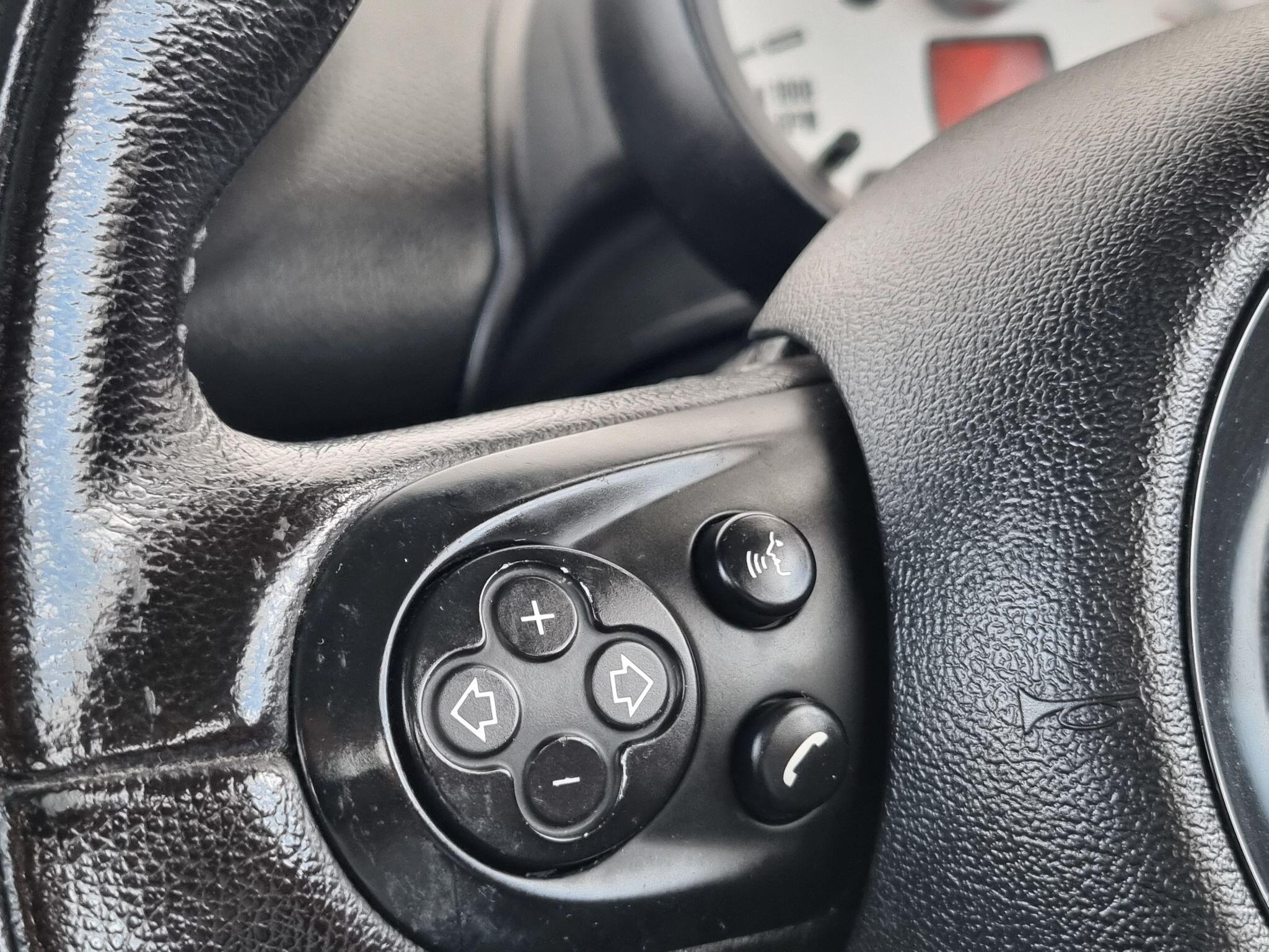 Mini Countryman view 16