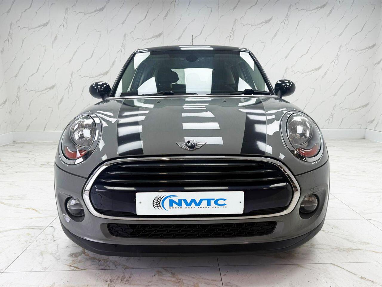 Mini Hatch view 5